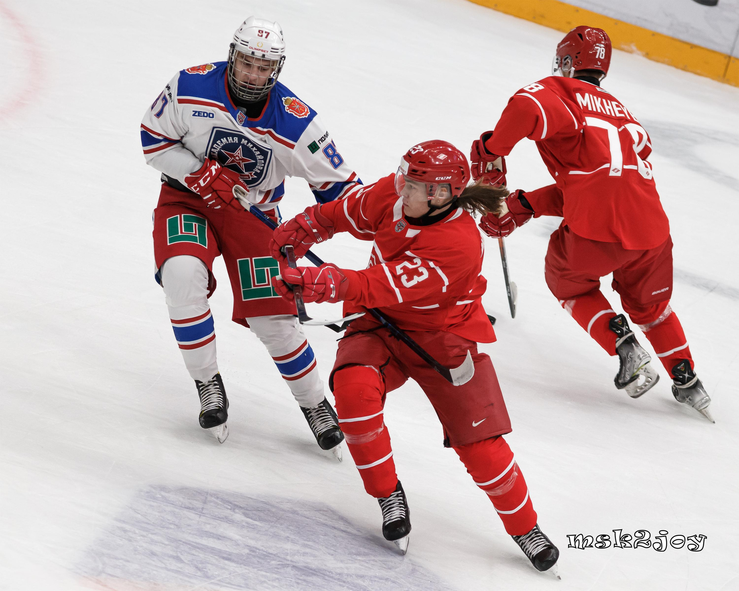 Фоторепортаж. МХЛ. МХК Спартак — Академия Михайлова. Михаил Тоцкий портретный и репортажный фотограф в Москве