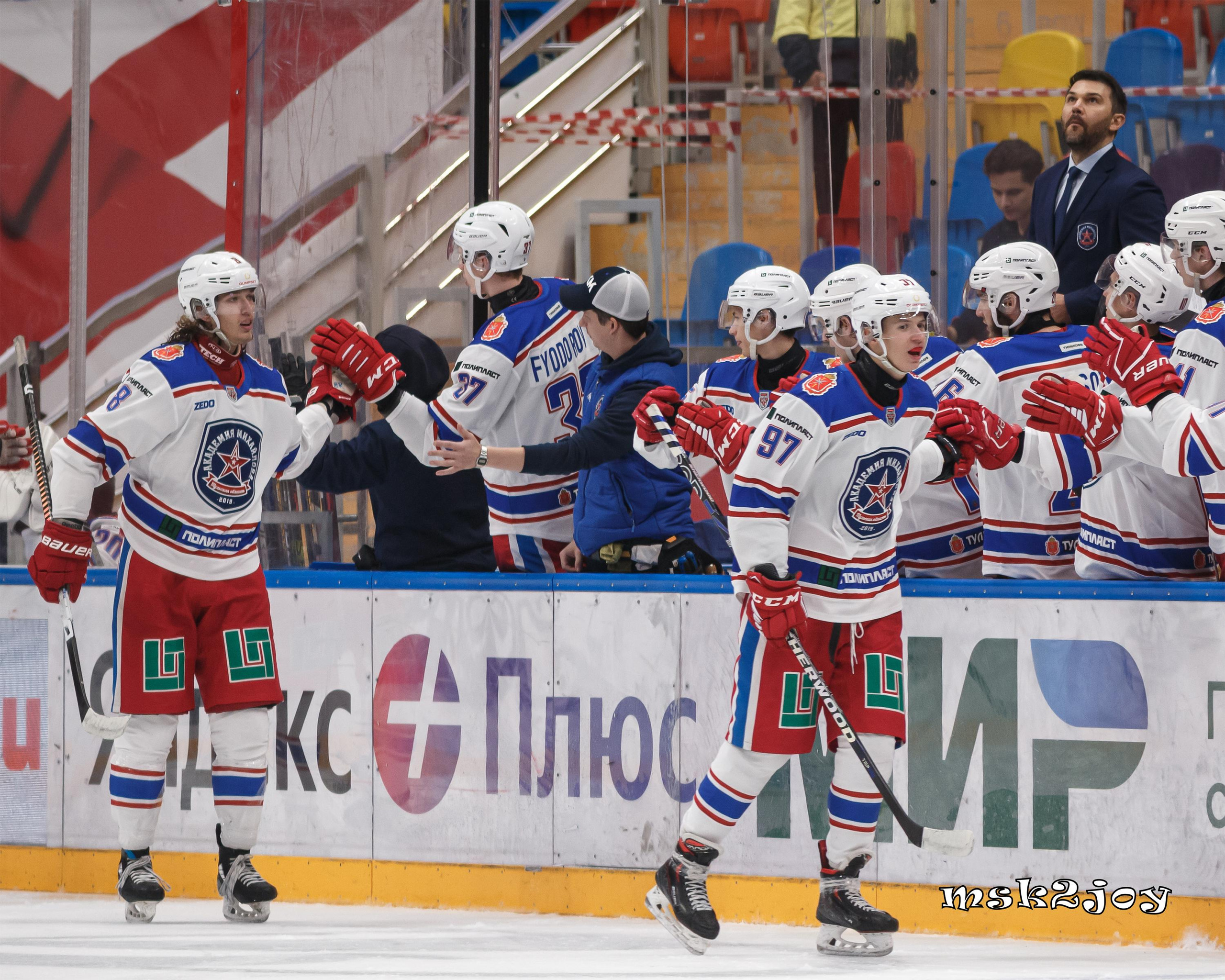 Фоторепортаж. МХЛ. МХК Спартак — Академия Михайлова. Михаил Тоцкий портретный и репортажный фотограф в Москве
