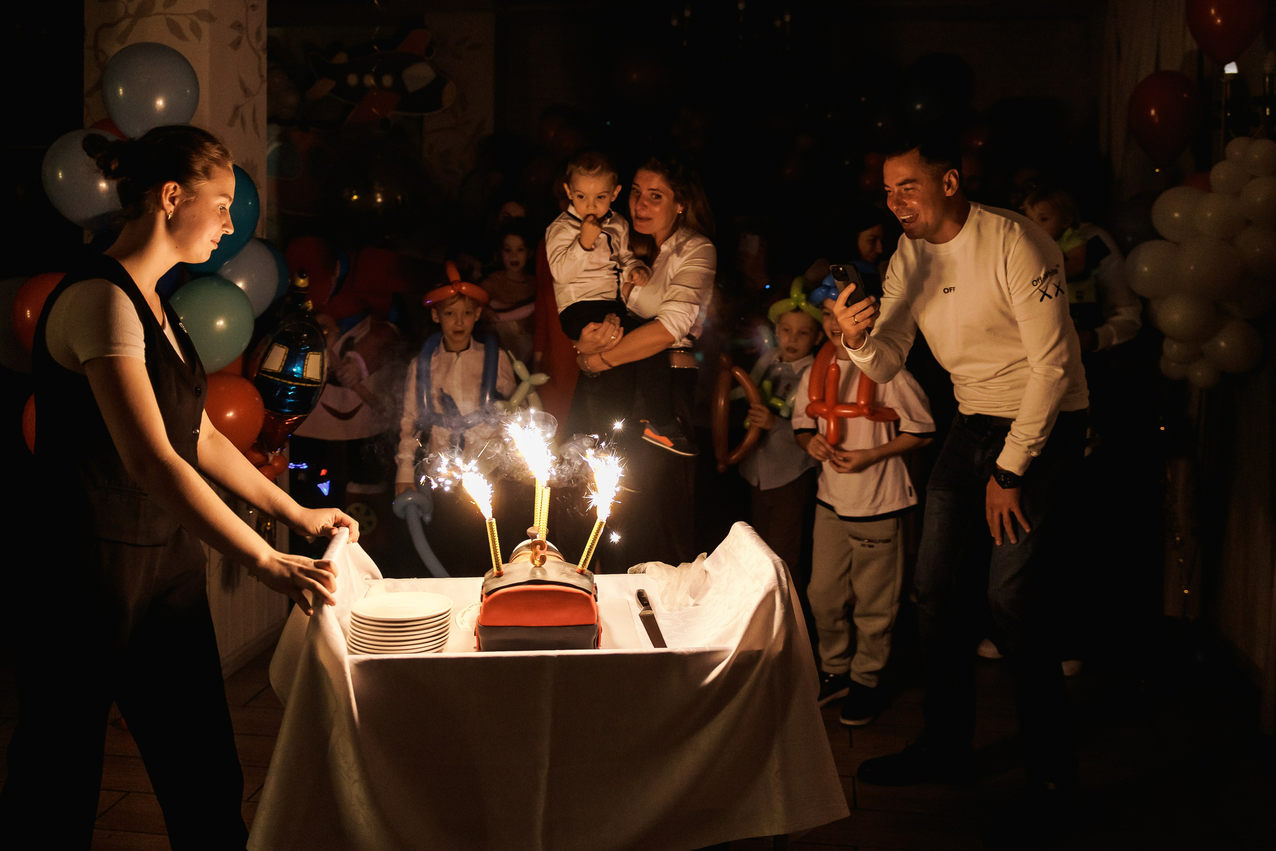 День Рождения Леона