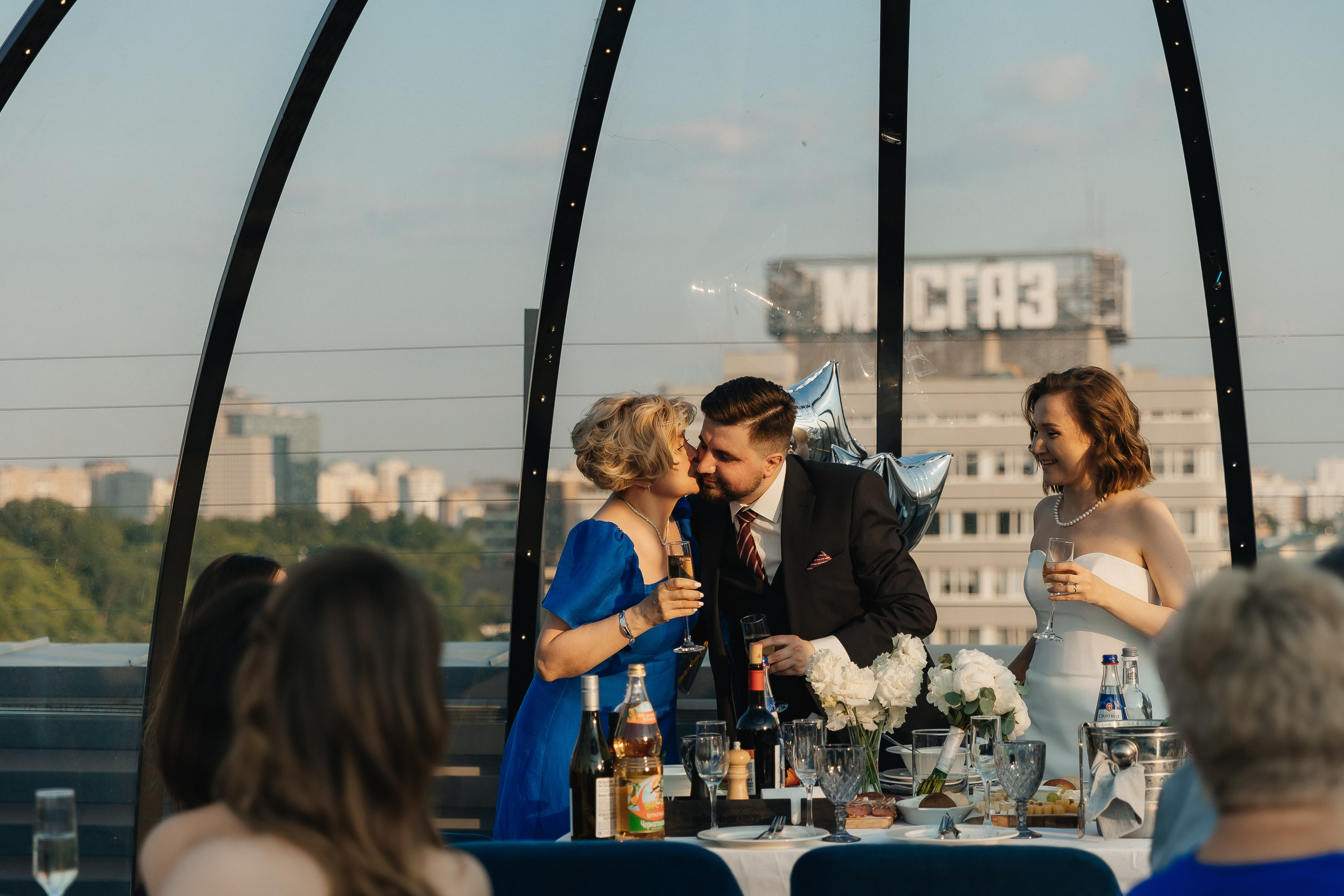 Летняя свадьба в Igloobar. Фотограф Москва, Балашиха, МО. Свадьбы, репортажи, контент, портреты