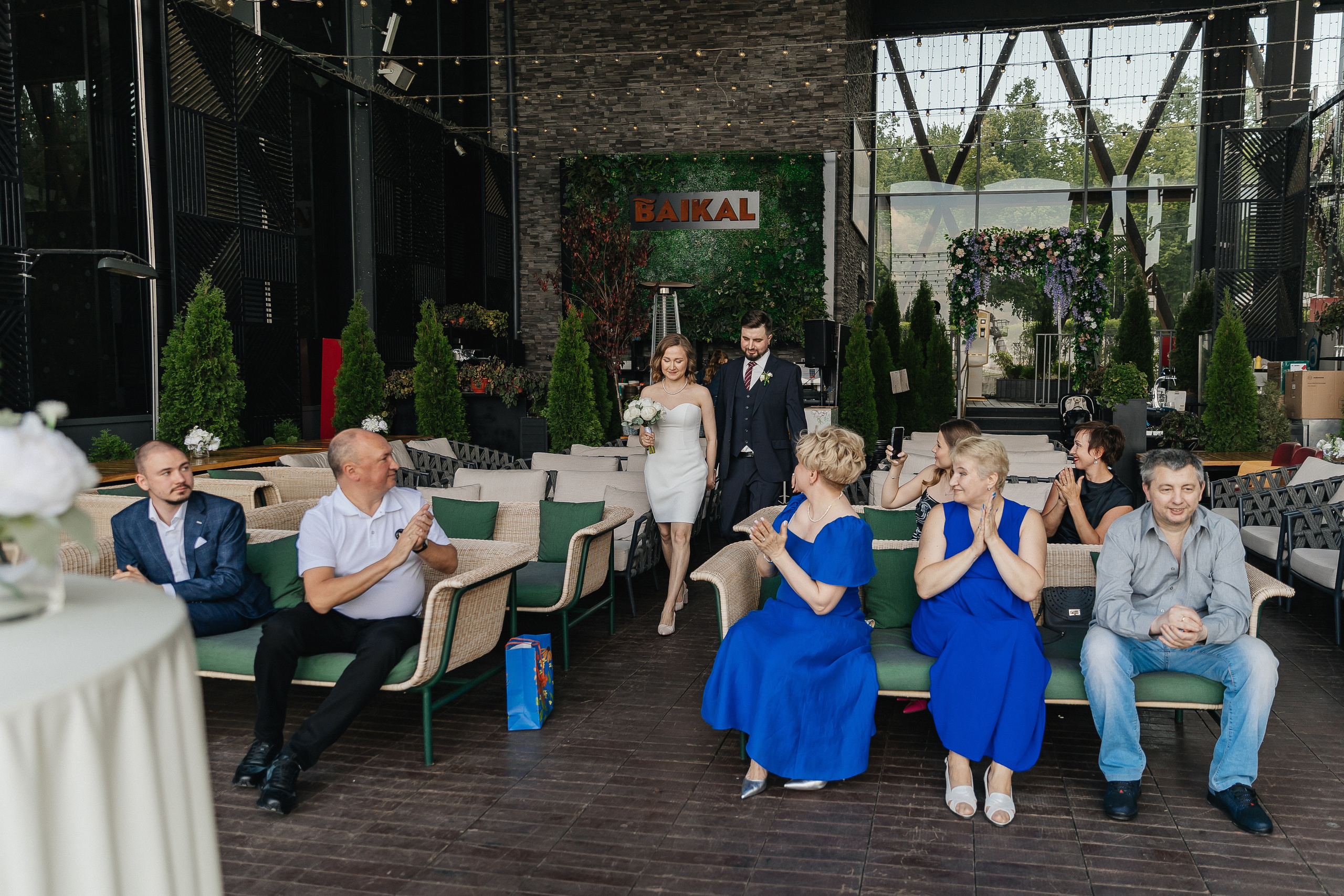 Летняя свадьба в Igloobar. Фотограф Москва, Балашиха, МО. Свадьбы, репортажи, контент, портреты