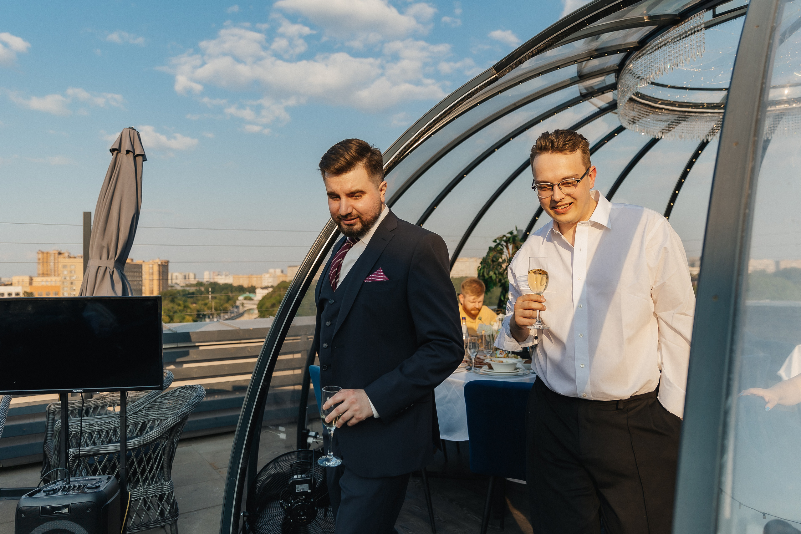 Летняя свадьба в Igloobar. Фотограф Москва, Балашиха, МО. Свадьбы, репортажи, контент, портреты