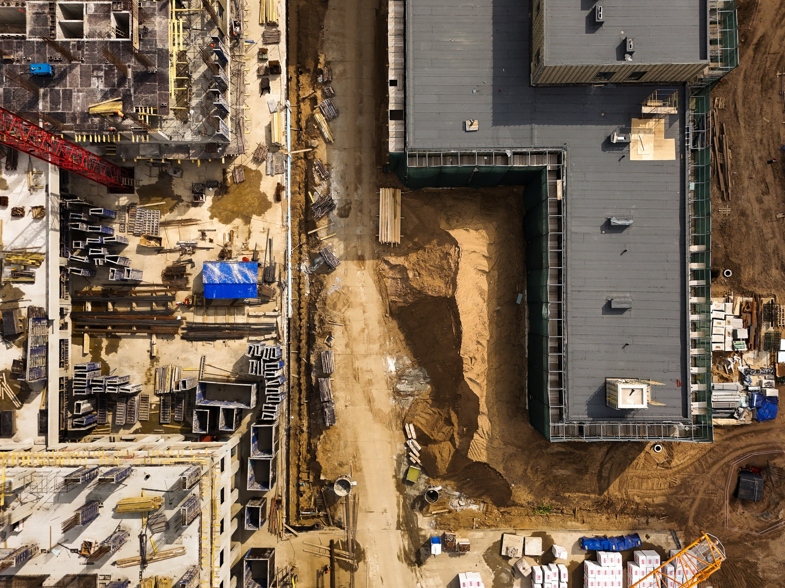 Архитектура и недвижимость. Ход строительства. Съемка с дрона. Профессиональное решение для частных лиц и бизнеса