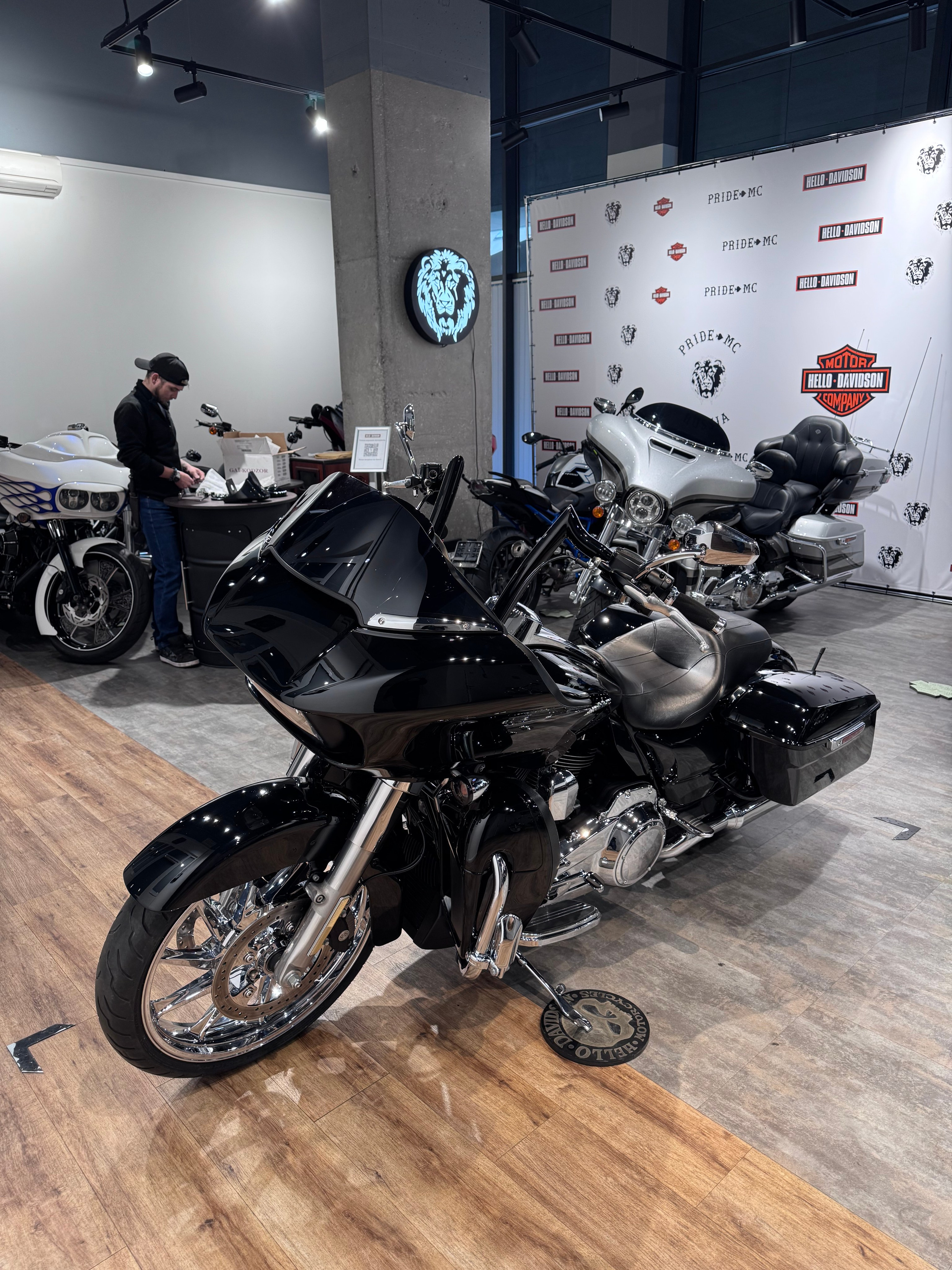 2020 Road Glide F47 Arlen Ness. Hello Davidson, Москва. Только хорошие мотоциклы…