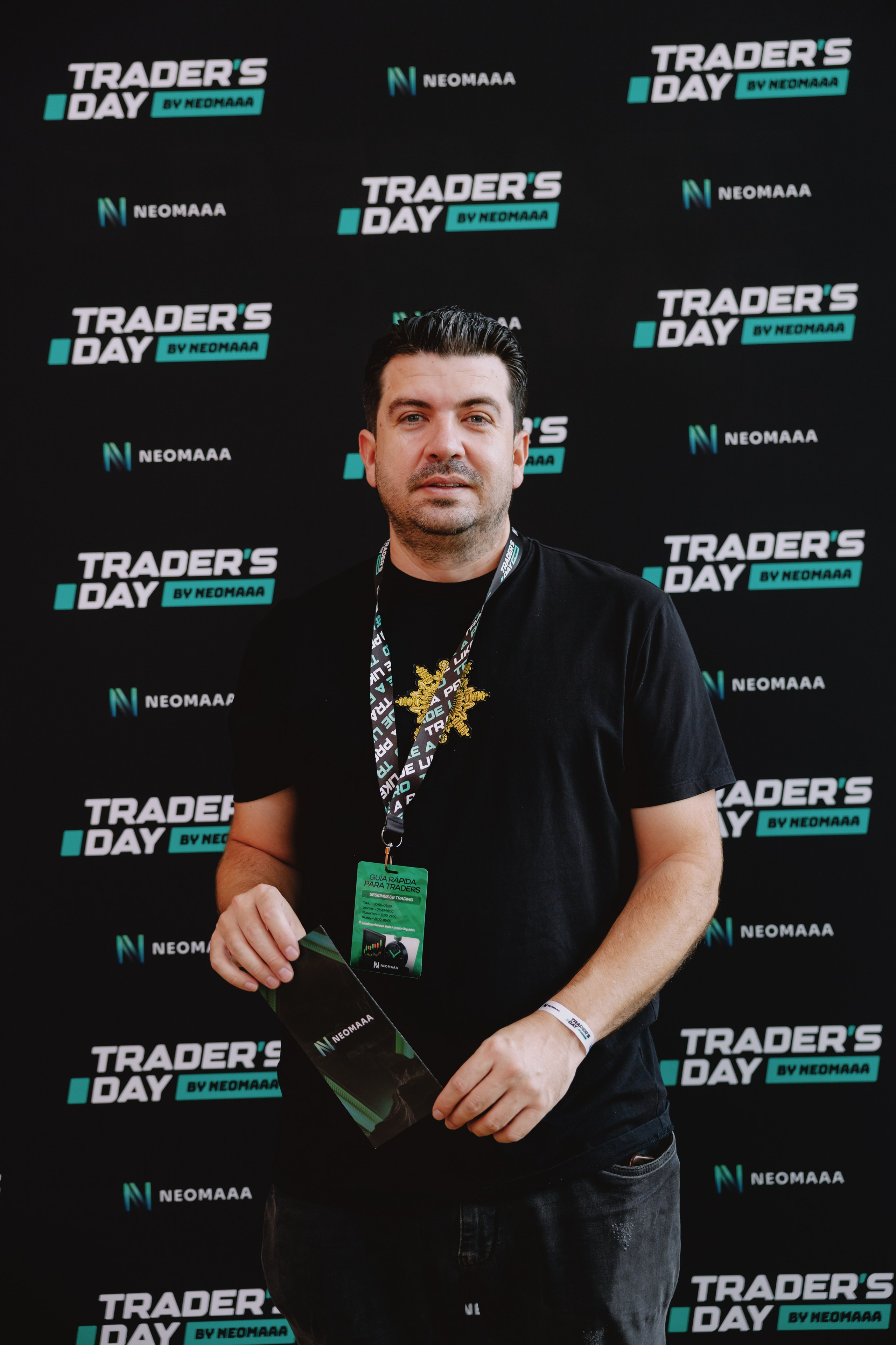 TRADERS DAY By NeomAAA Medellin. NeomAAA Funds Gallery