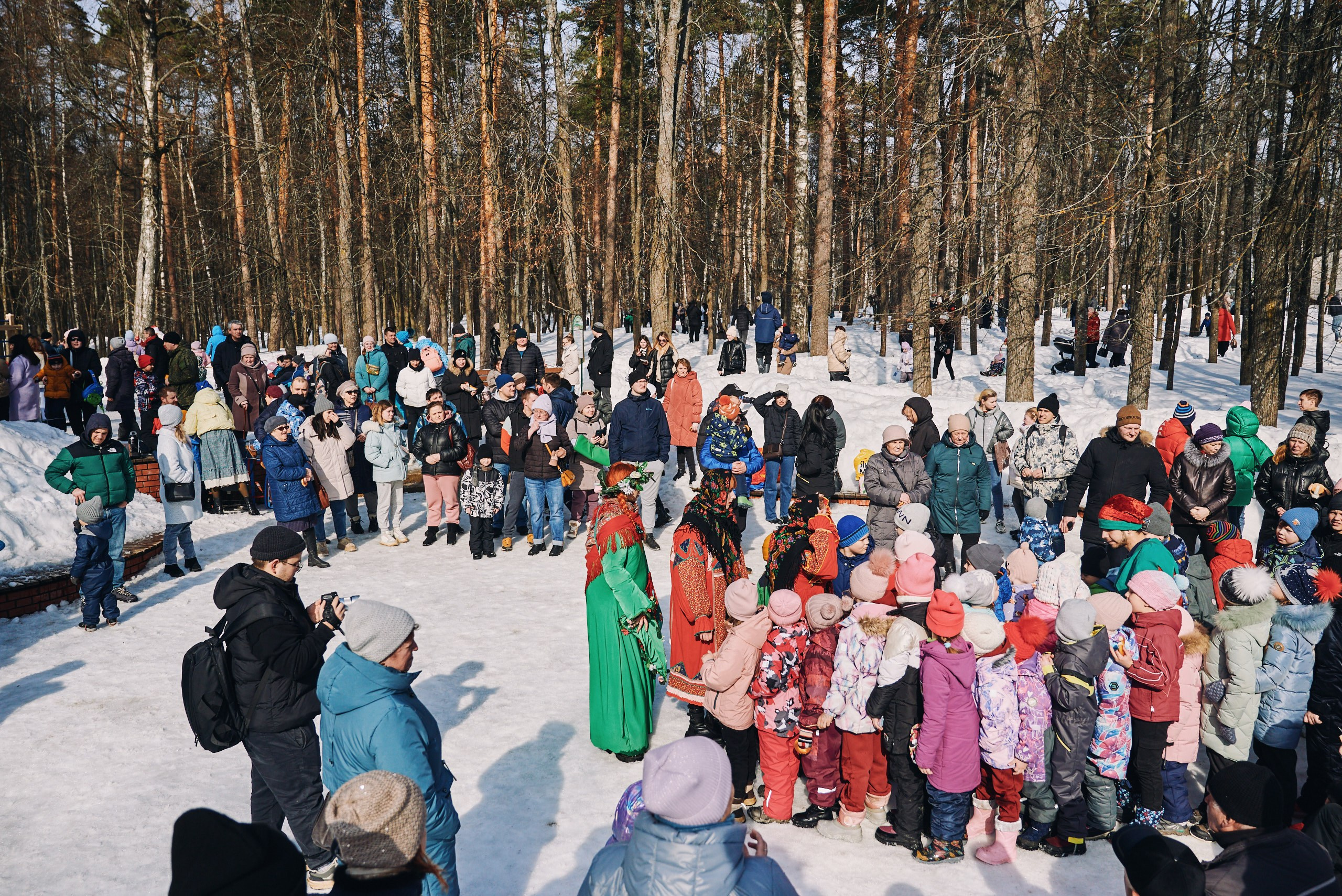 Масленица в Иваново 2024 год Парк Степанова. Фотограф в Иваново: Каталожная съемка одежды и постельного белья, Wildberries
