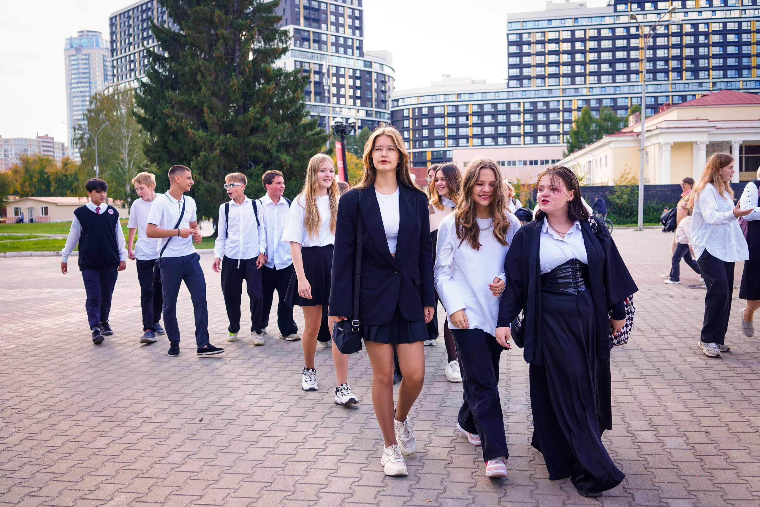 Выпускные альбомы, гимназия № 40, 9 класс. Семейный и портретный фотограф в Екатеринбурге Анна Лобанова