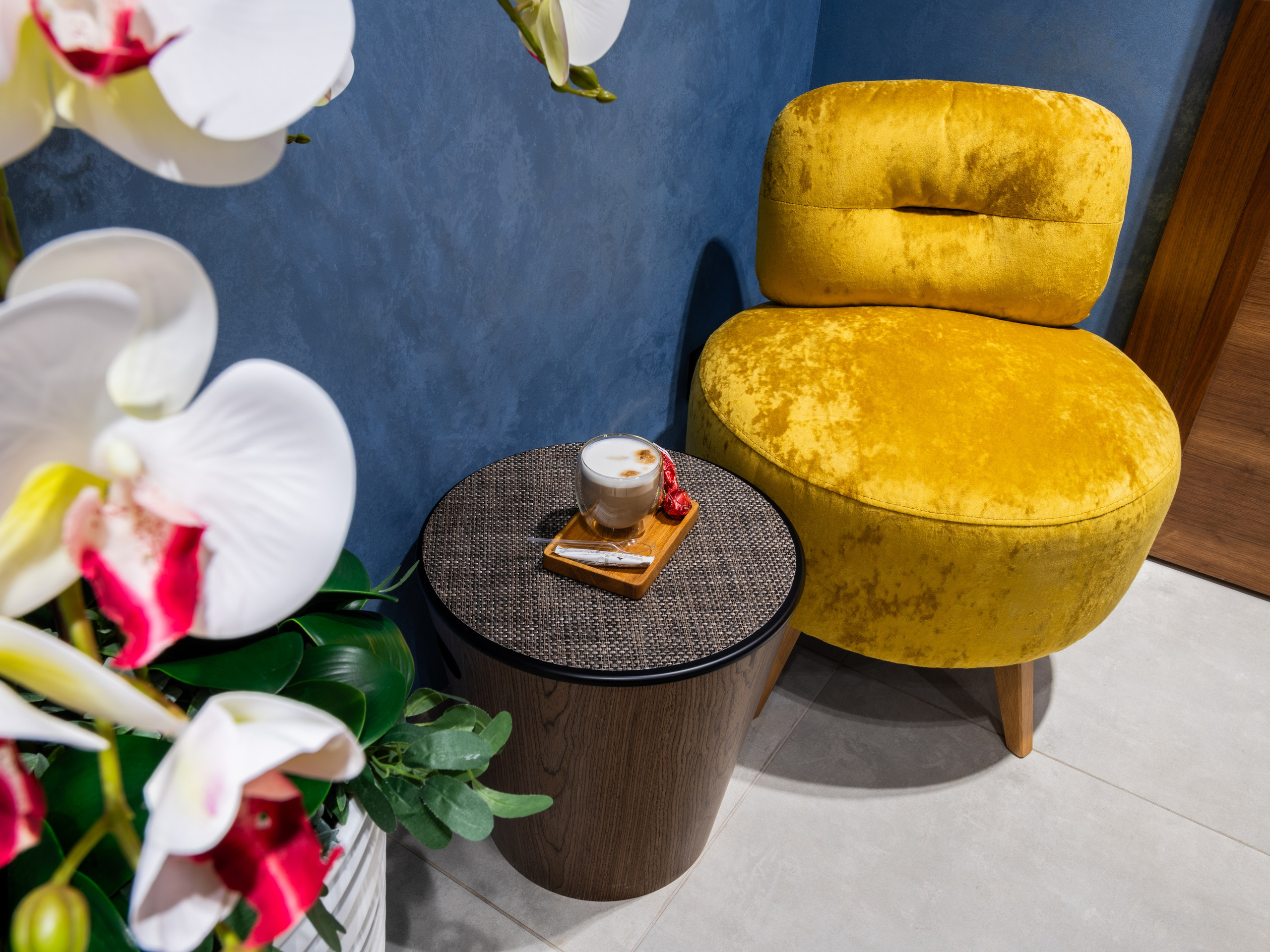 САЛОНЫ КРАСОТЫ 5+ ШТ. Роман Свободный — интерьерная и архитектурная съёмка, Москва и МО