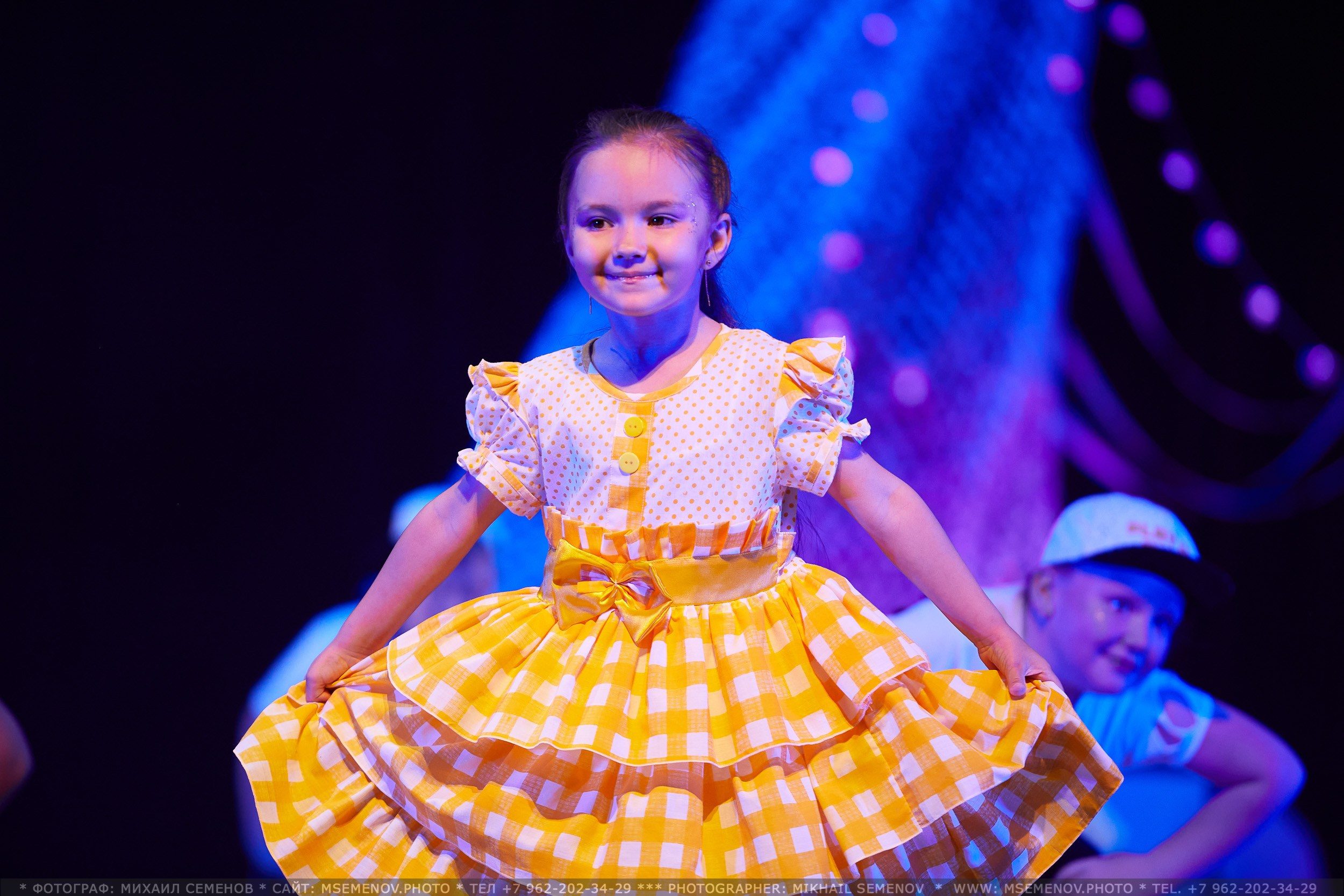 АНОНС фоторепортажа «Танцуй вопреки…» Танцевальный клуб «Априори». Фотограф, фотопроекты Михаила Семенова в Ярославле. Фотошкола