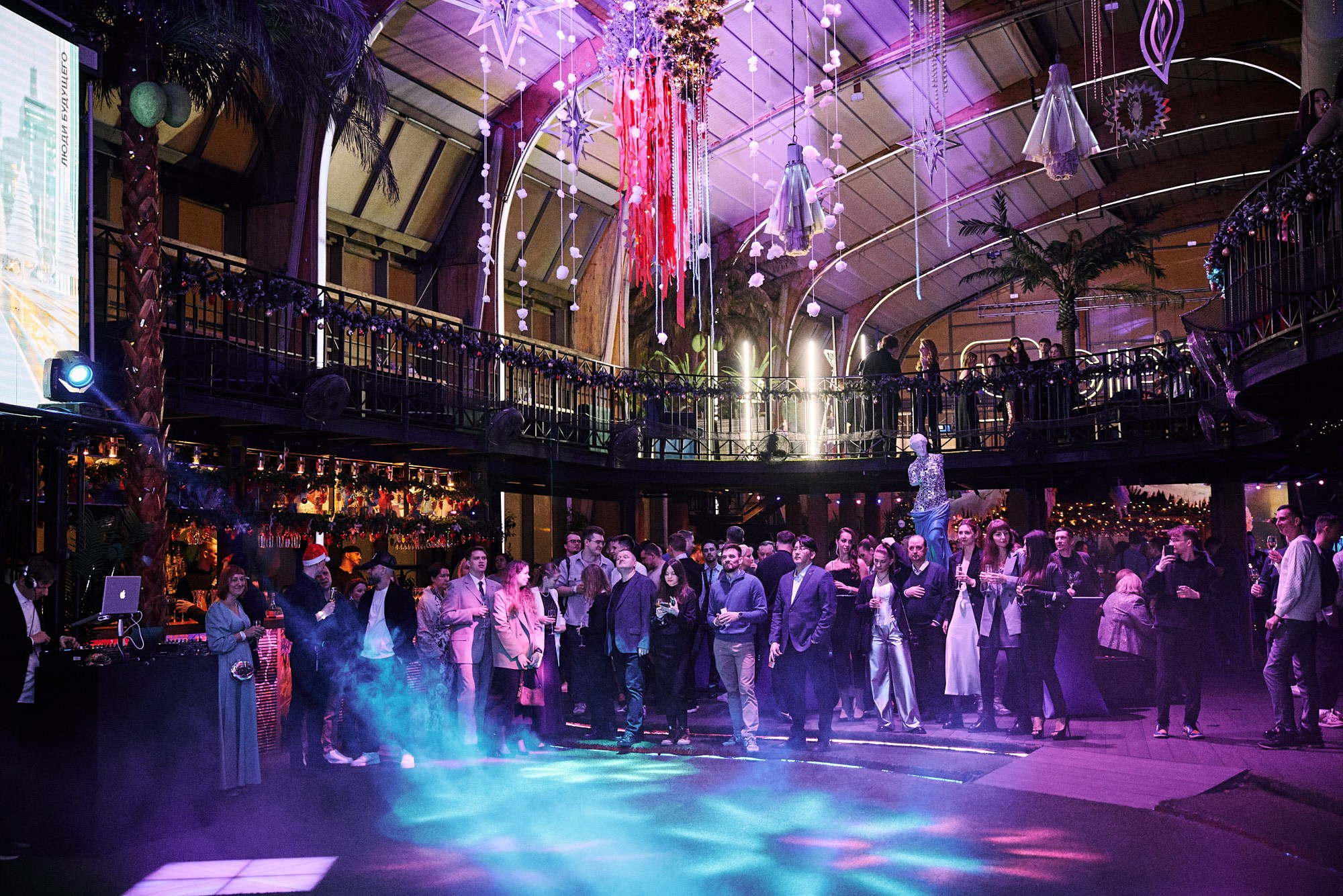 Фотограф на мероприятии ЦИФРА — репортажная съёмка конференции в Москве. Репортажный фотограф в Москве — Дмитрий Тарасов | Съёмка мероприятий, концертов, корпоративов