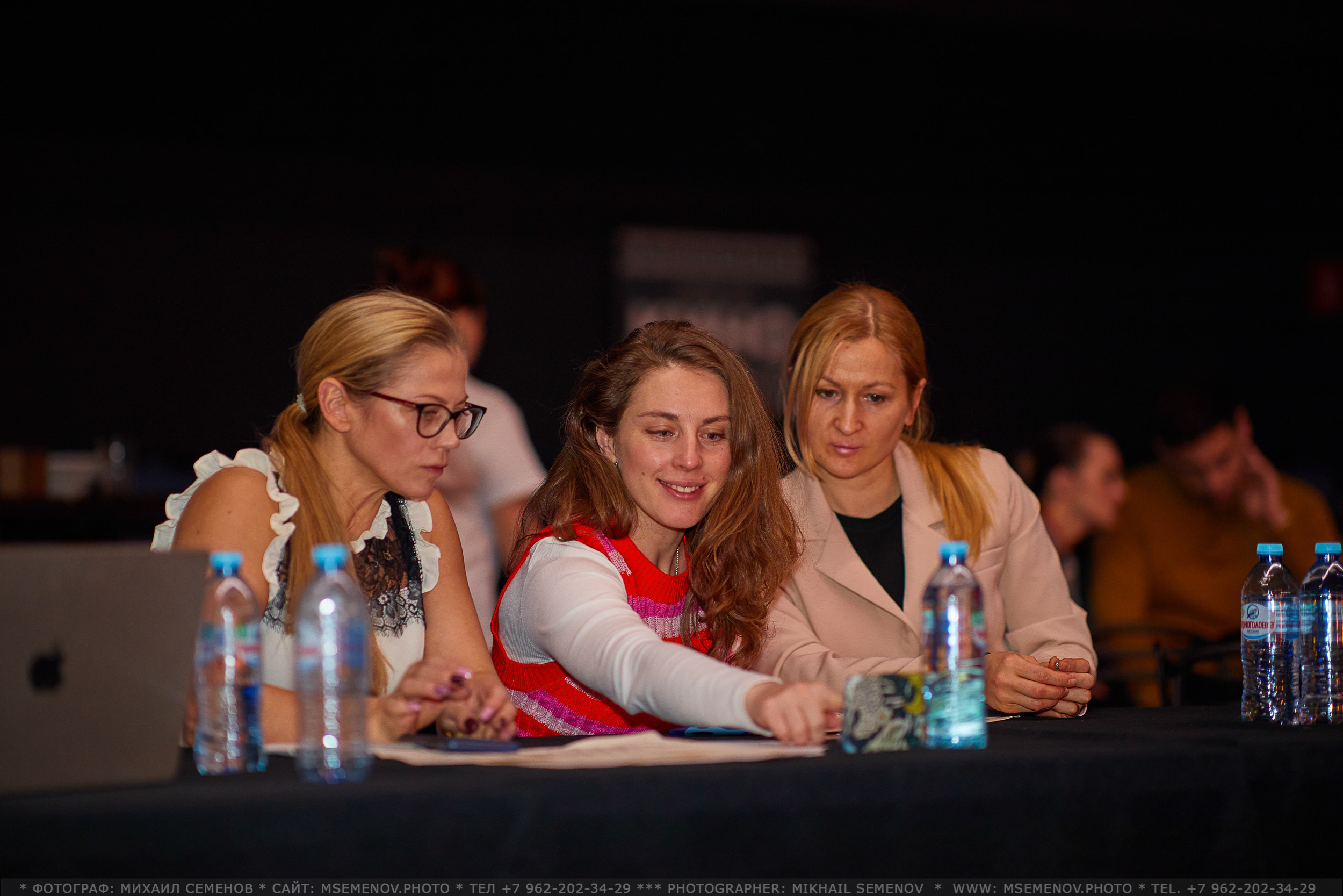 АНОНС фоторепортажа с VERTICAL ART Festival. Photographer for business Mikhail Semenov. Aqua photo studio, photo school