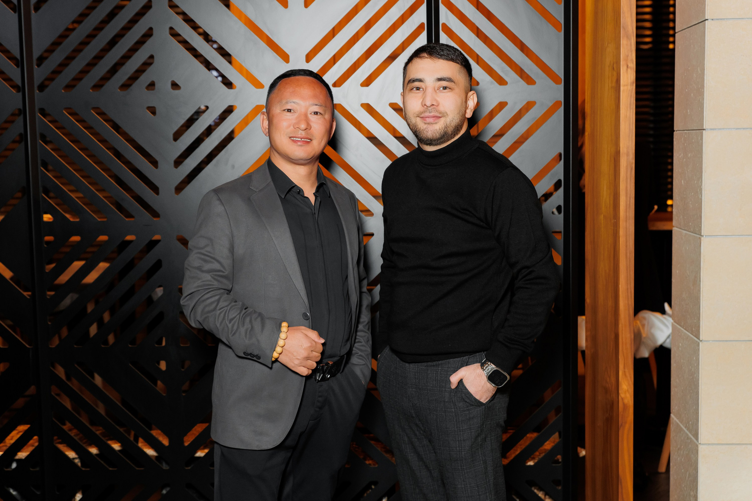 РЕЖЕНТ — HAPPY VALENTINES DAY. СВОИ. ФОТООТЧЕТЫ-СОБЫТИЯ-МЕСТА