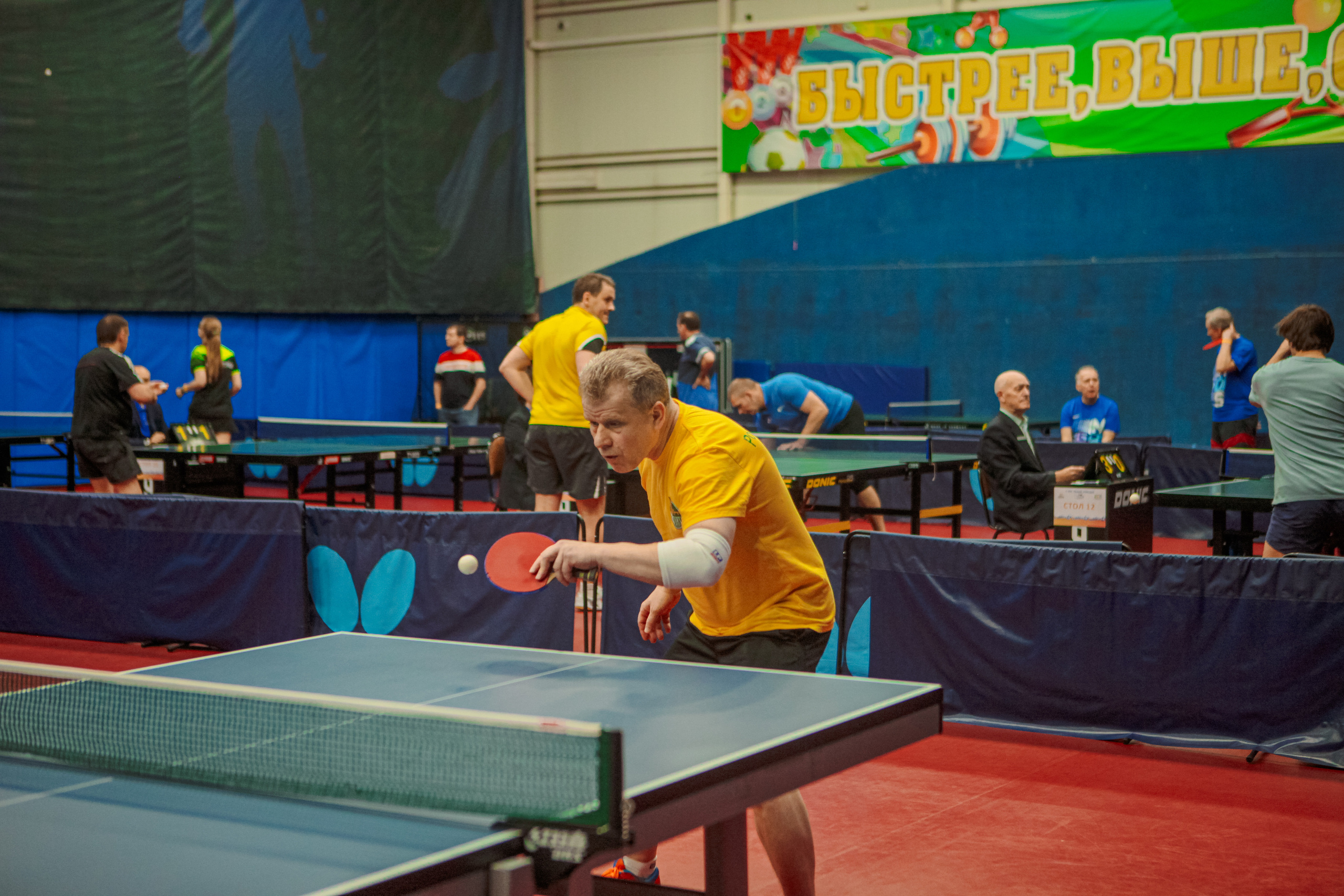 Чемпионат по настольному теннису. Репортажный, семейный, свадебный, портретный фотограф