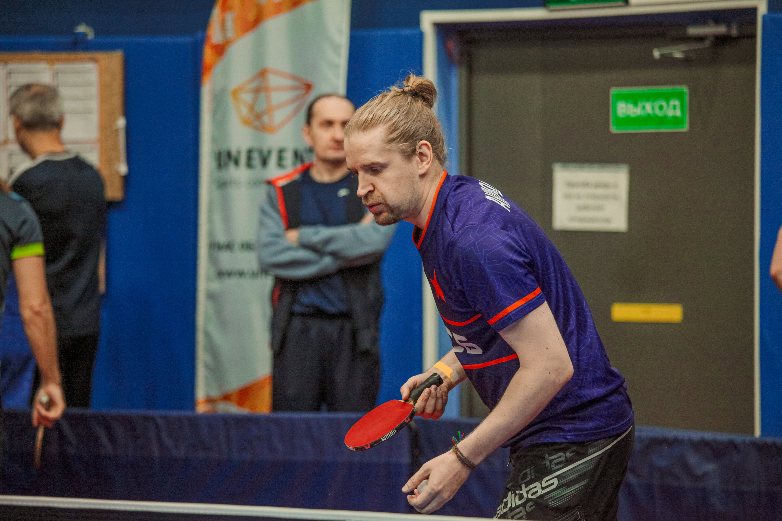 Чемпионат по настольному теннису. Репортажный, семейный, свадебный, портретный фотограф