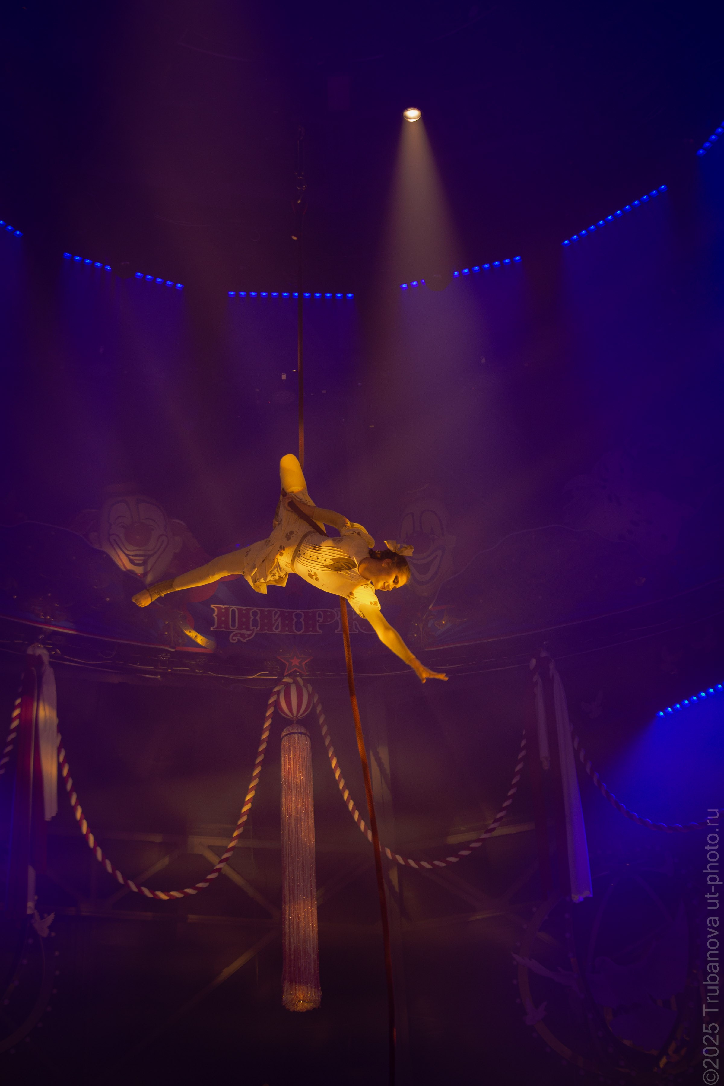 Сегодня все разговоры, что о цирке Продюсерский центр «Королевский цирк Гии Эрадзе»…. Юлия Трубанова, репортаж Симферополь, Крым