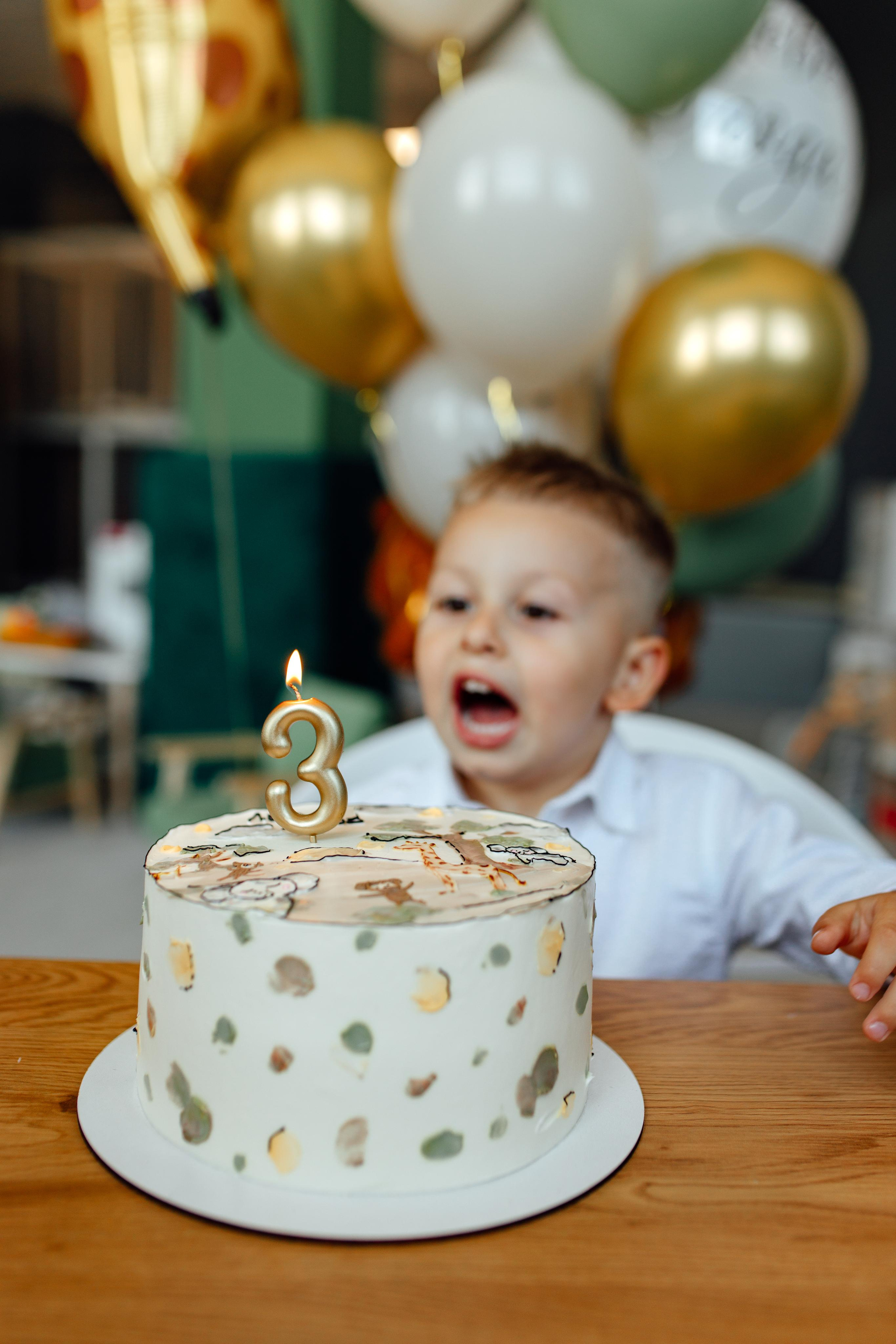 ДР Лёвы, три годика, клуб Куала