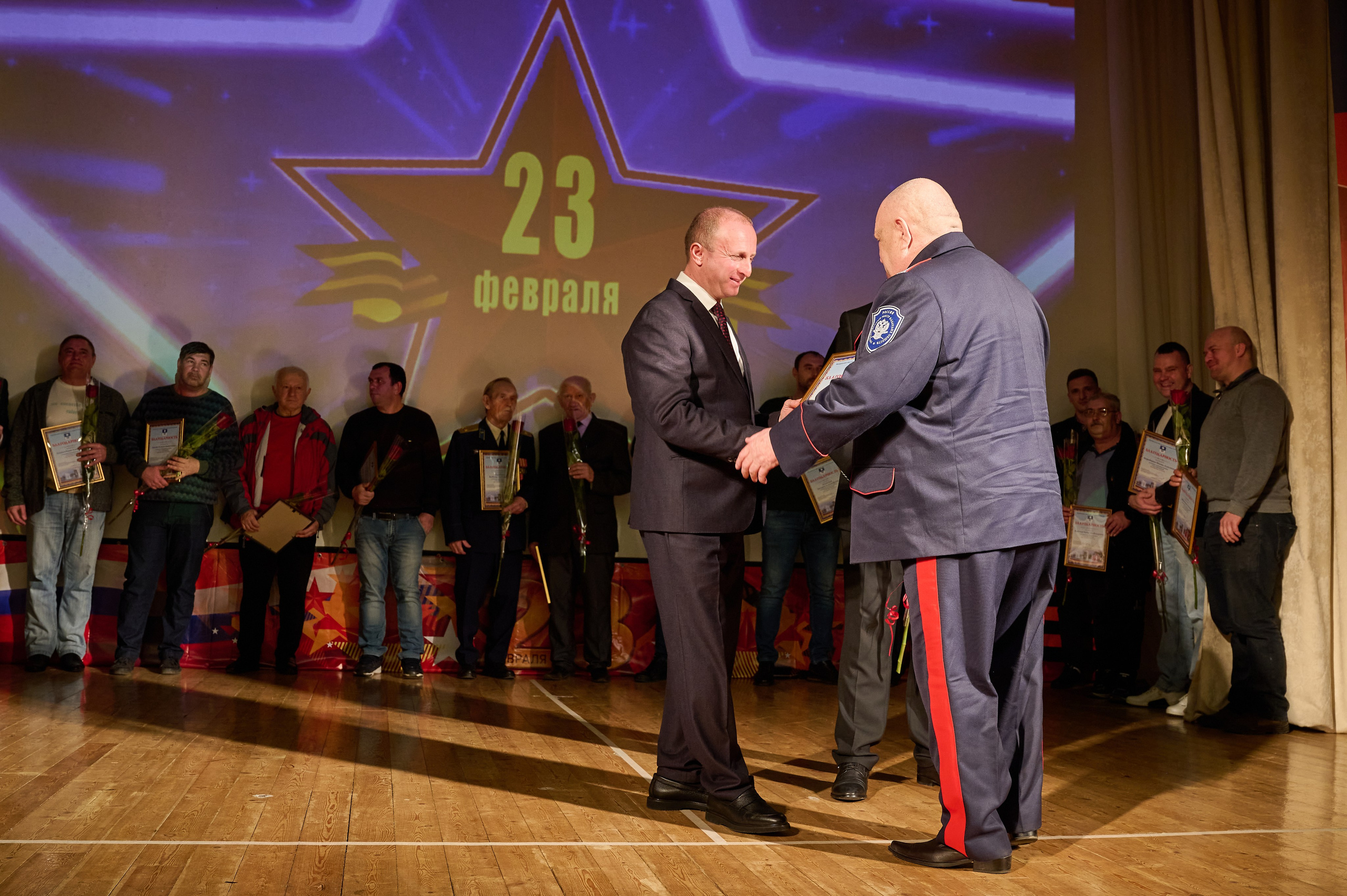 Кабардинка 23 февраля. Жизнь курорта Кабардинка в фотографиях