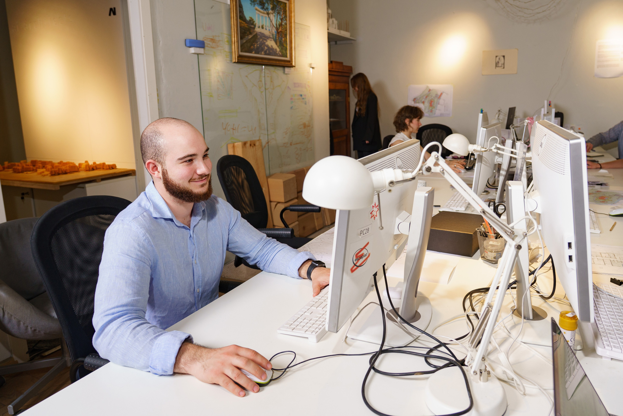 Деловой портрет, бизнес фотосессии в Москве. Репортажный фотограф в Москве Измалков Артем