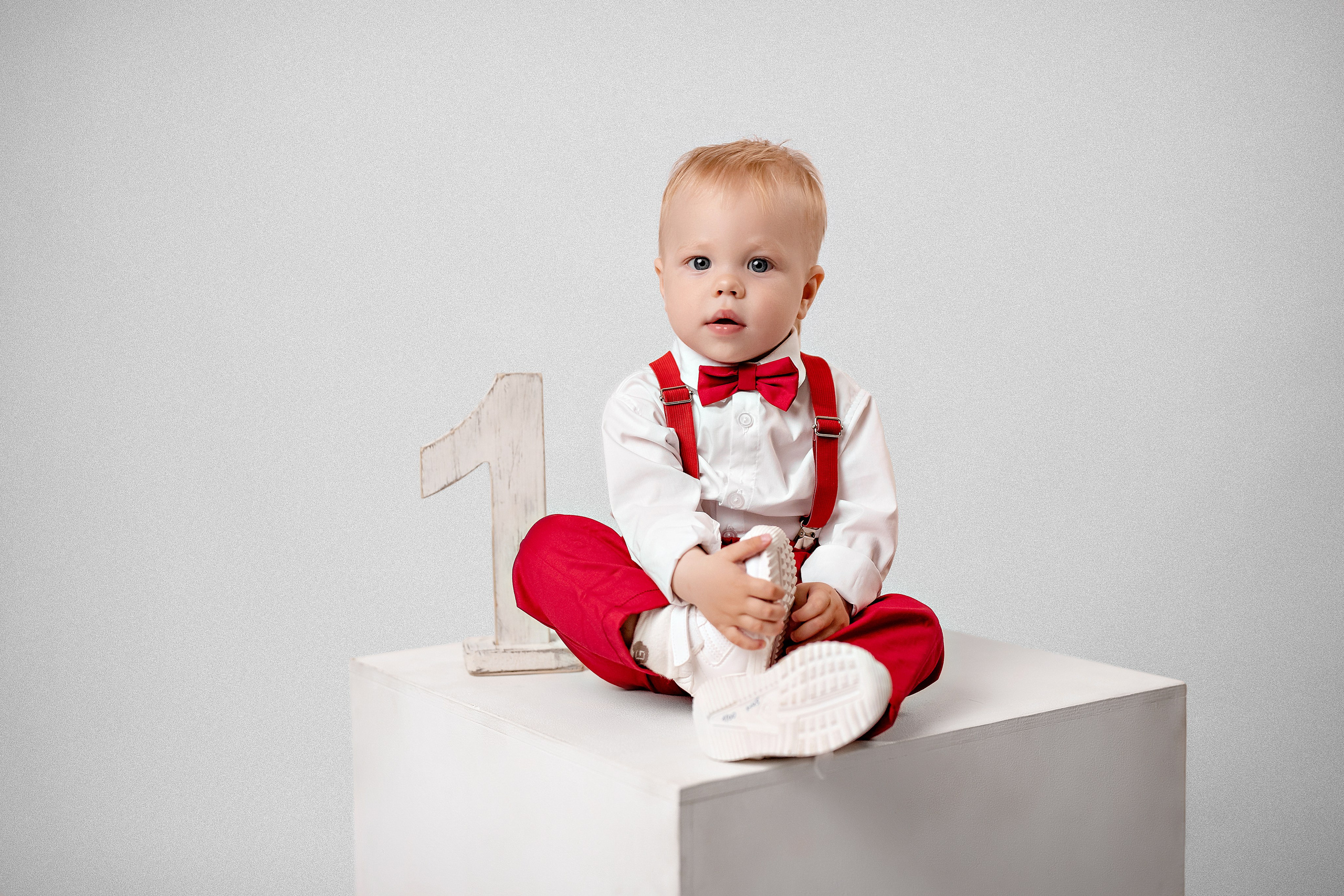 Годовасие, фотосессия на годик в студии, фотогрф на годик.