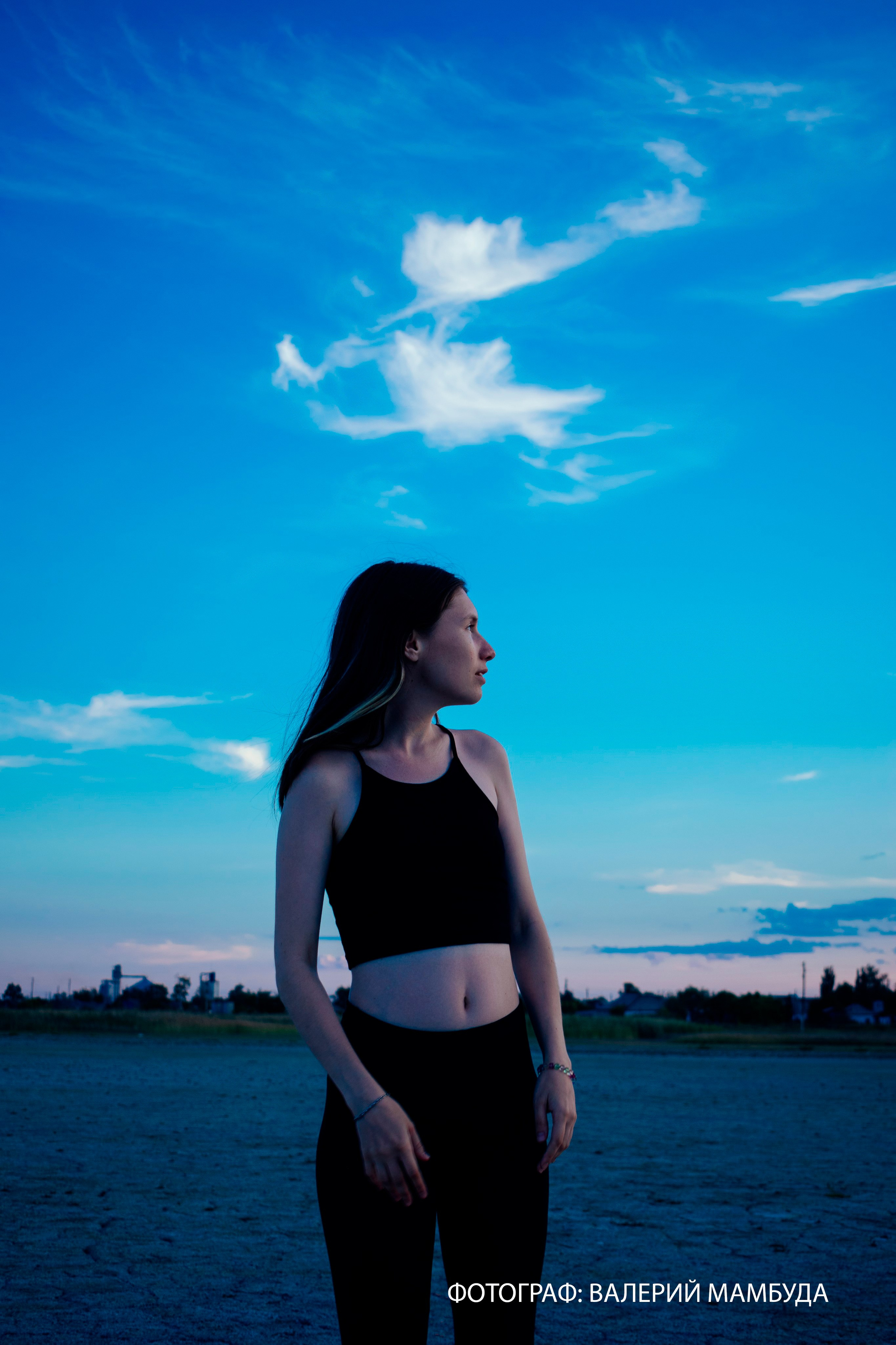 Le reality — фотограф, модель, обучающая позированию