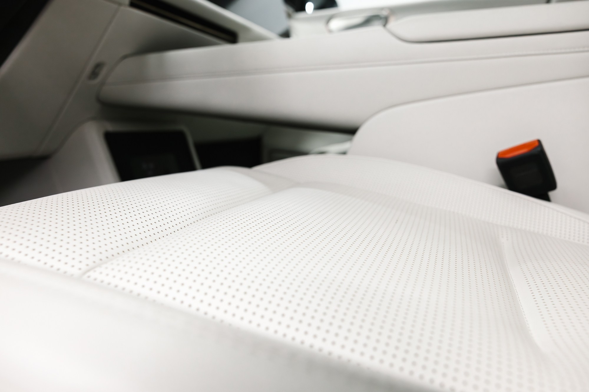 Lynk & Co 900 Ultra 2,0hyb 4WD AT (734 л. с.), 2025 г, 2,0 л бензин. Автосалон «Х-Авто»