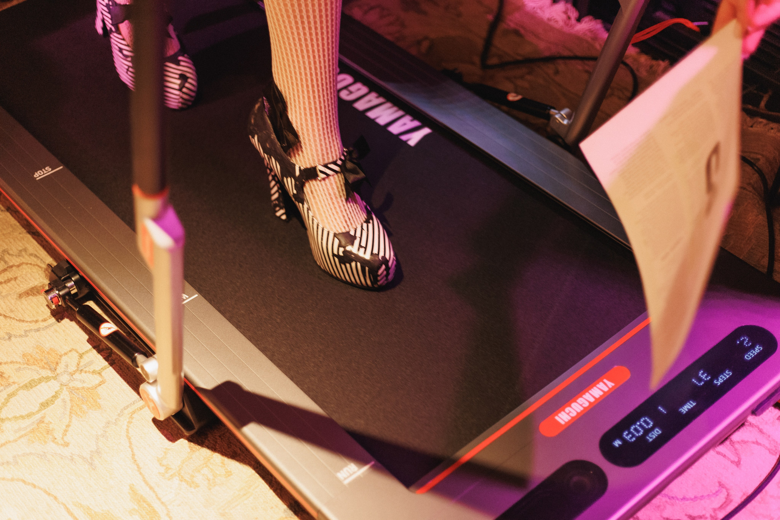 B.DAY PARTY ЖУРНАЛА •G. СВОИ. ФОТООТЧЕТЫ-СОБЫТИЯ-МЕСТА