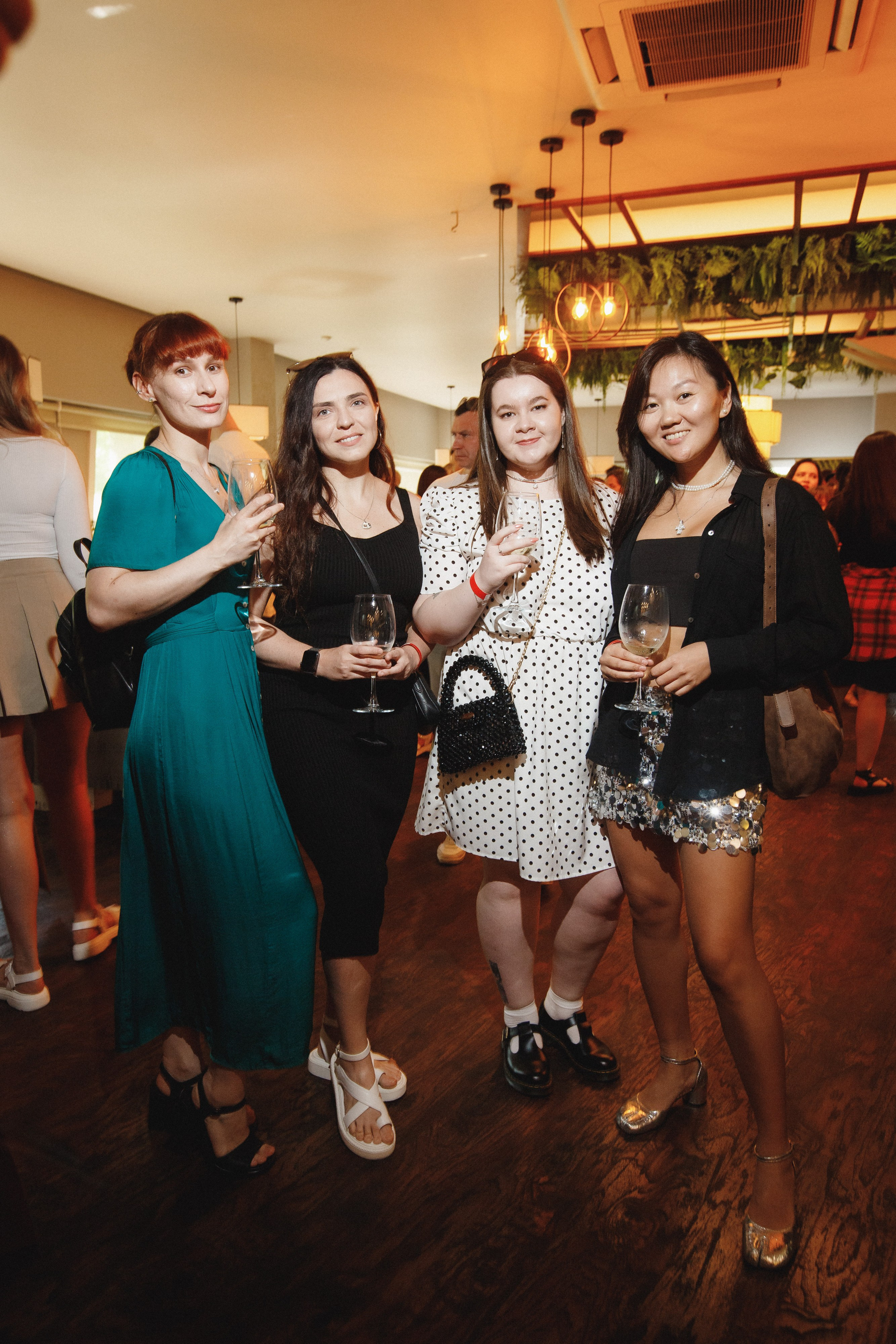 ФЕСТИВАЛЬ РОССИЙСКОГО ВИНА. СВОИ. ФОТООТЧЕТЫ-СОБЫТИЯ-МЕСТА