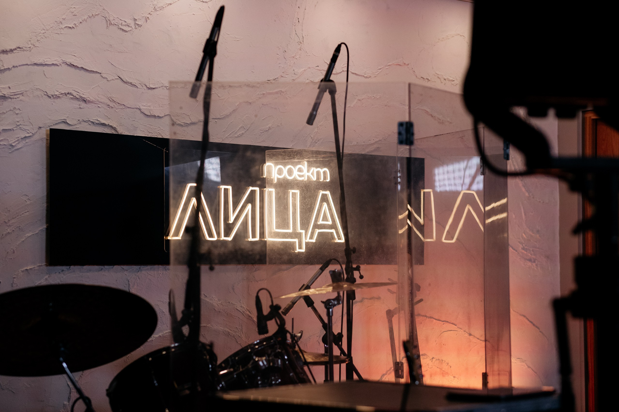 ЛИЦА.DV. СВОИ. ФОТООТЧЕТЫ-СОБЫТИЯ-МЕСТА