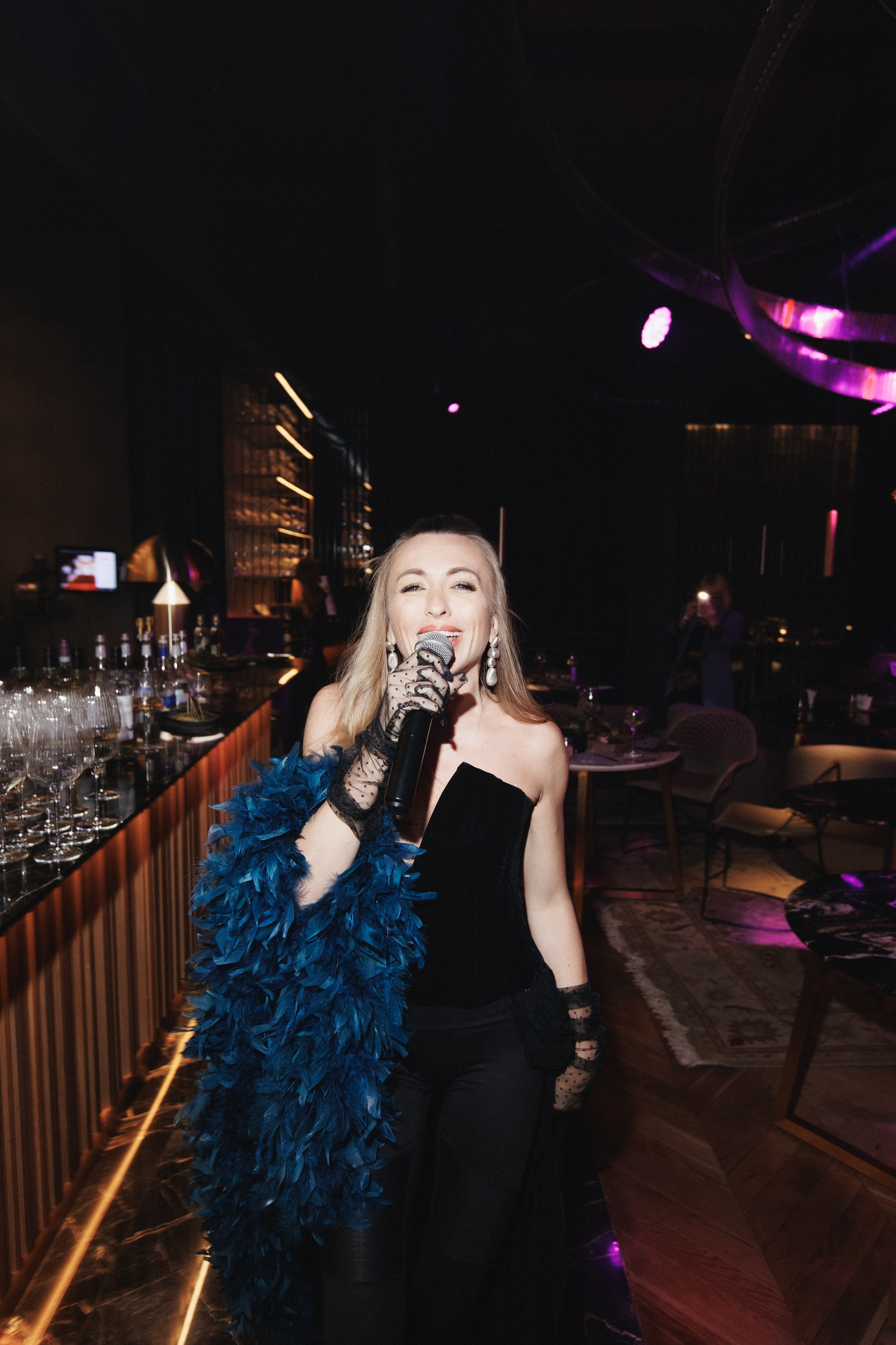 B.DAY PARTY ЖУРНАЛА •G. СВОИ. ФОТООТЧЕТЫ-СОБЫТИЯ-МЕСТА