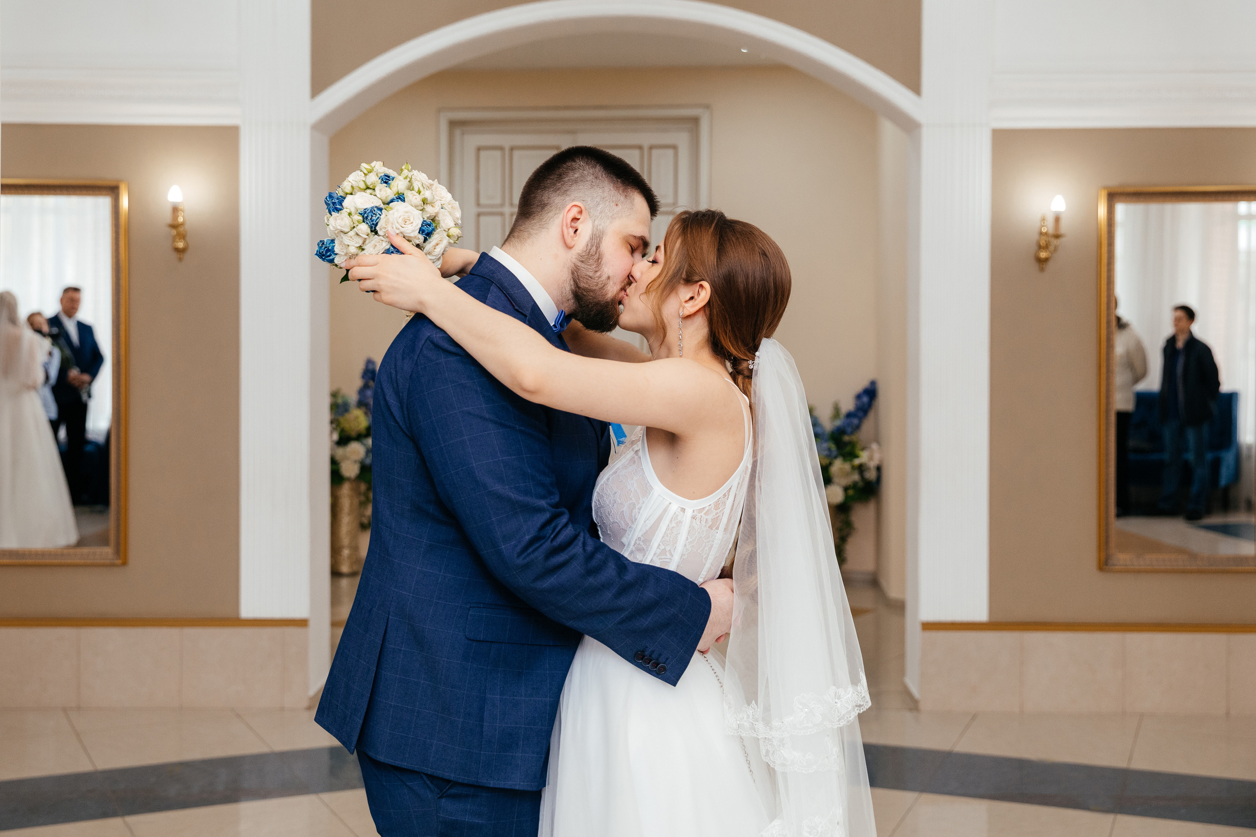 Душевная свадьба в дождливый апрельский день. Свадебный и семейный фотограф в Москве Анастасия Карасева