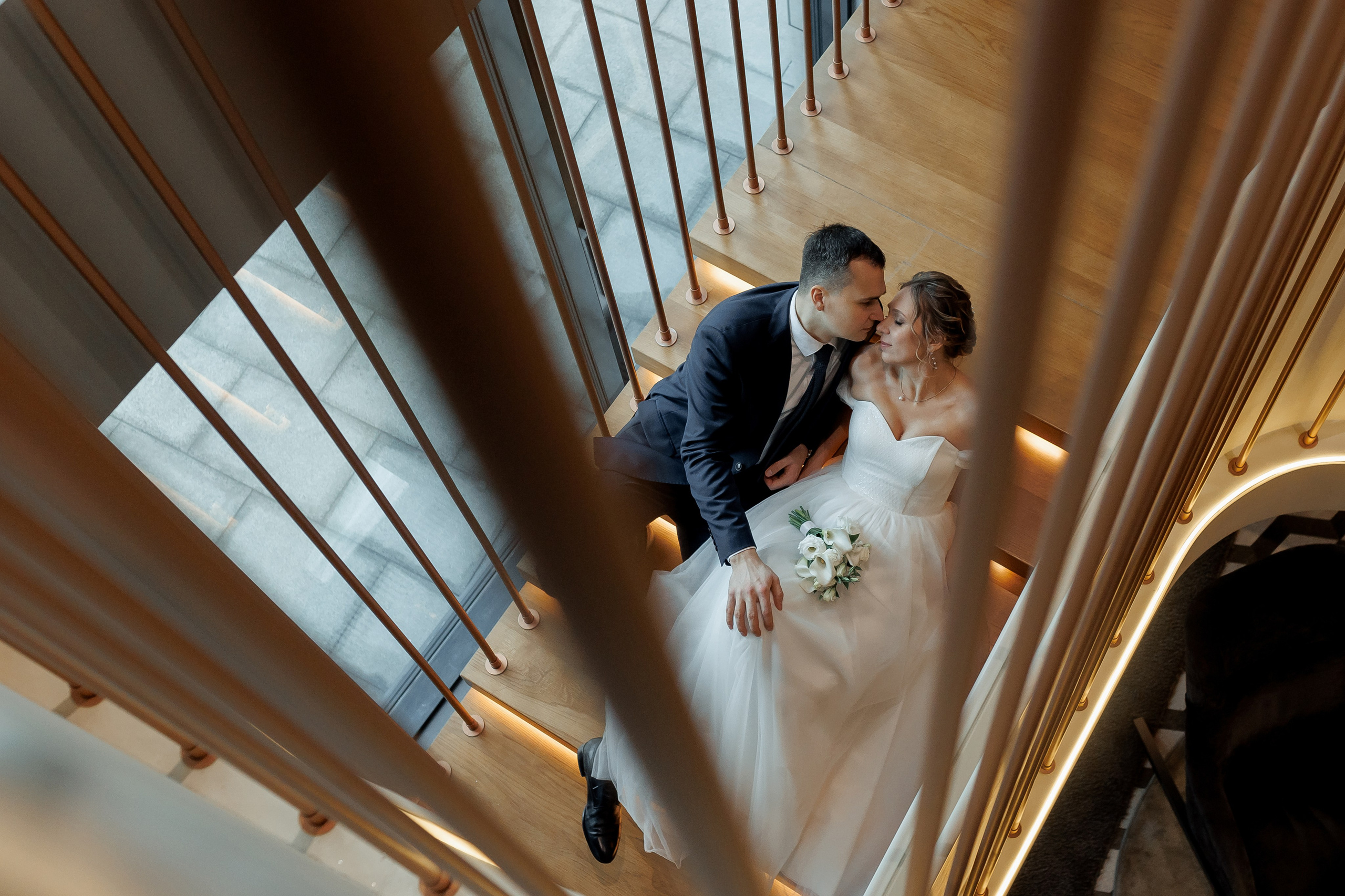 Свадебная фотосессия в отеле Мовенпик Москва Таганская