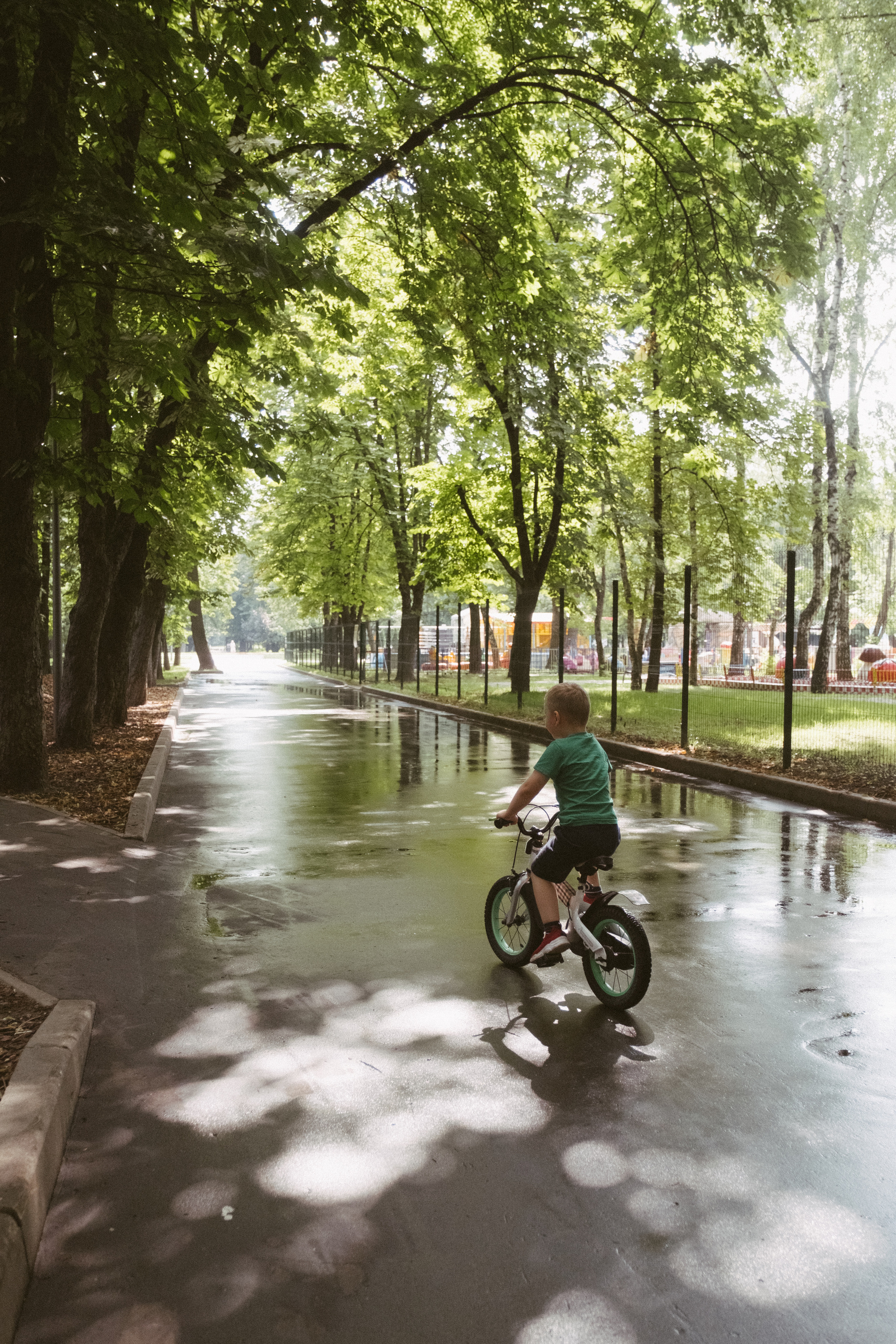 Прогулка в парке — Юля, Стас и Максим. Семейный и детский фотограф в Москве Светлана Потемкина