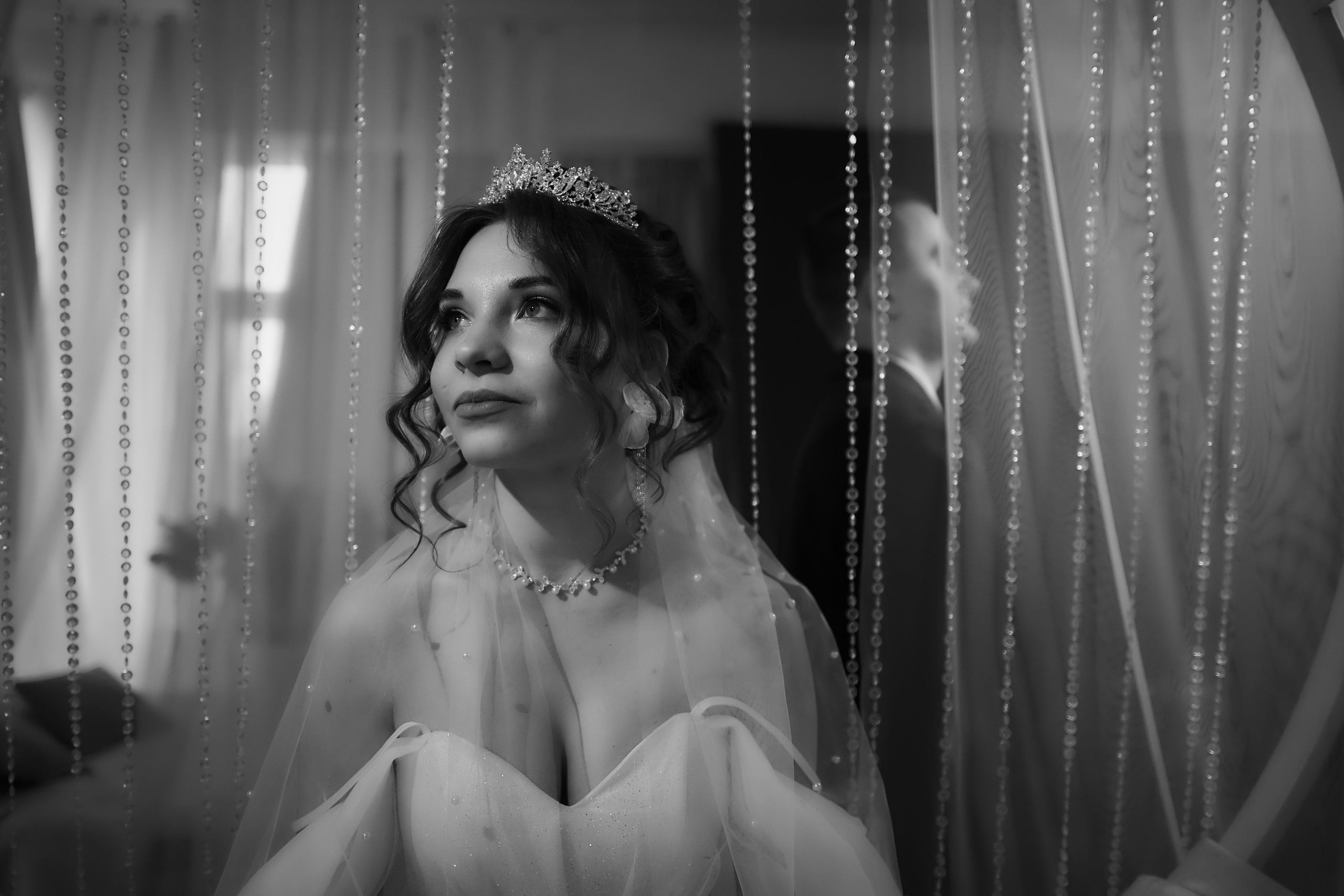 Необычные свадебные фотографии в Самаре Саши и Софьи. Свадебный видеограф и свадебный фотограф в Самаре Олег Слеб