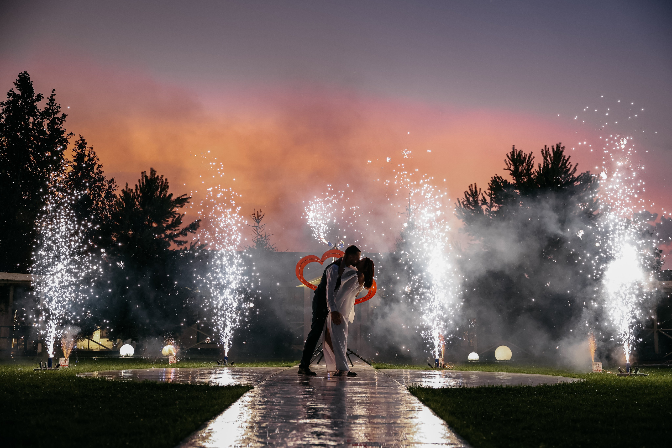 Дмитрий и Мария. Свадебный и Семейный Фотограф в Гатчине и Санкт-Петербурге Виктория