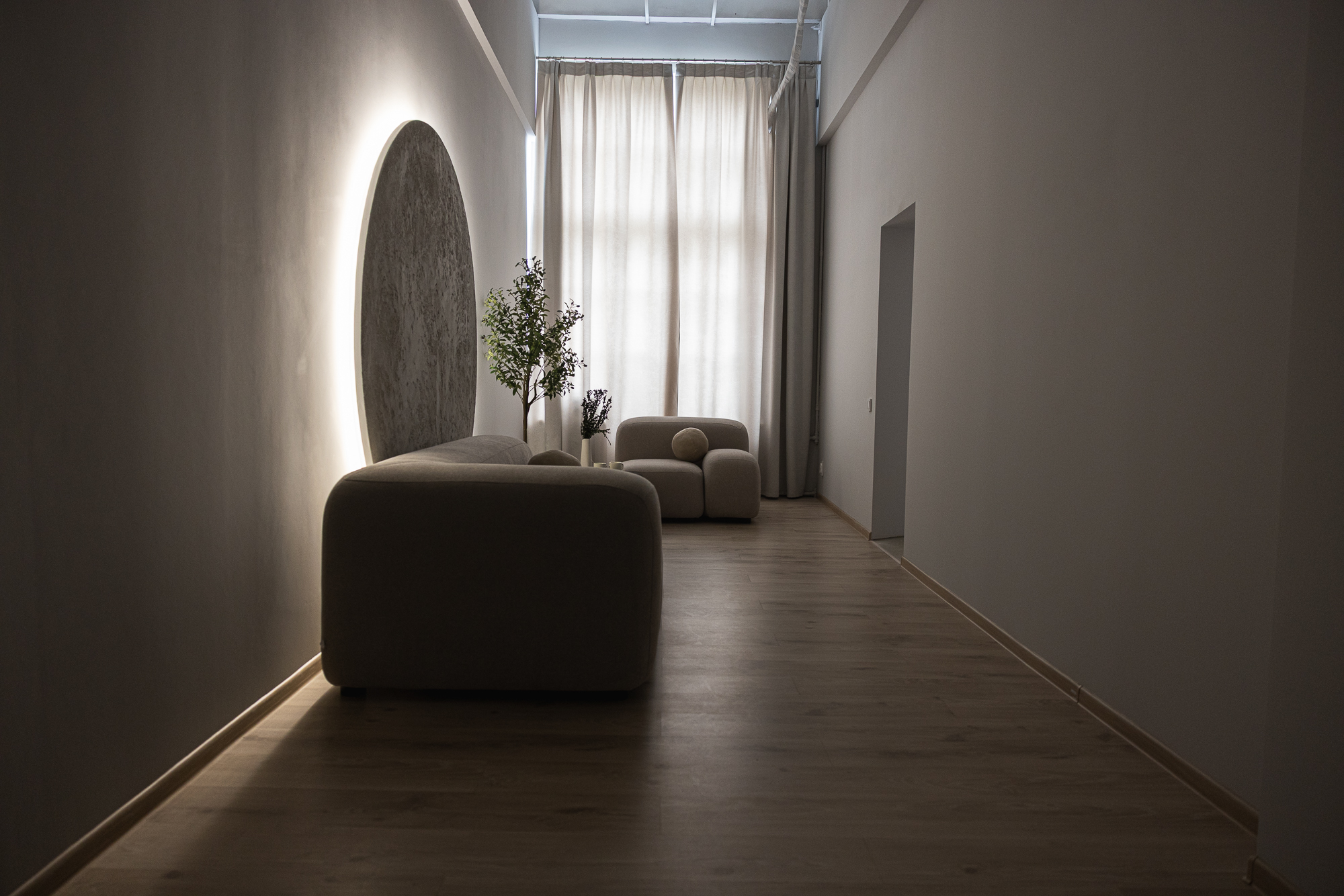 Photohub залы для съемки бизнес-контента. Фотограф в Минске Людмила Дутко