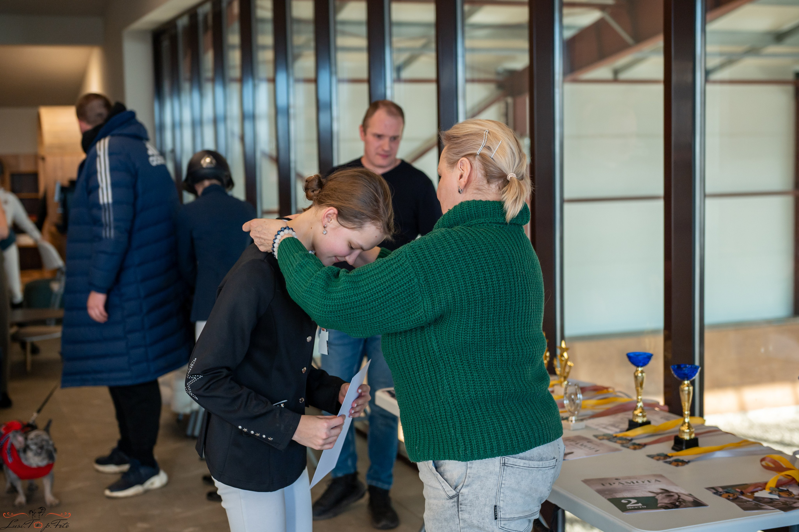 Эквипарк 6 этап Кубка Клубов. Конный и фотограф с животными в Твери Топталова Люся