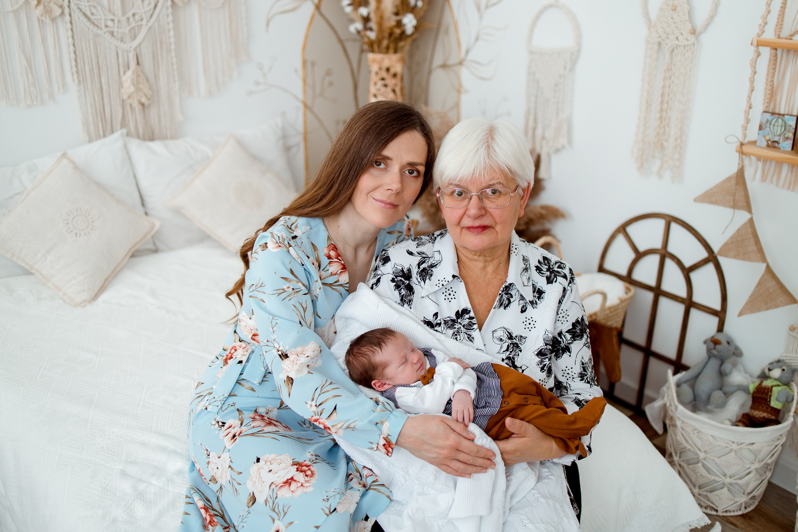 Роберт, 8 дней. Семейный и детский фотограф в Железногорске Саламахо Ольга