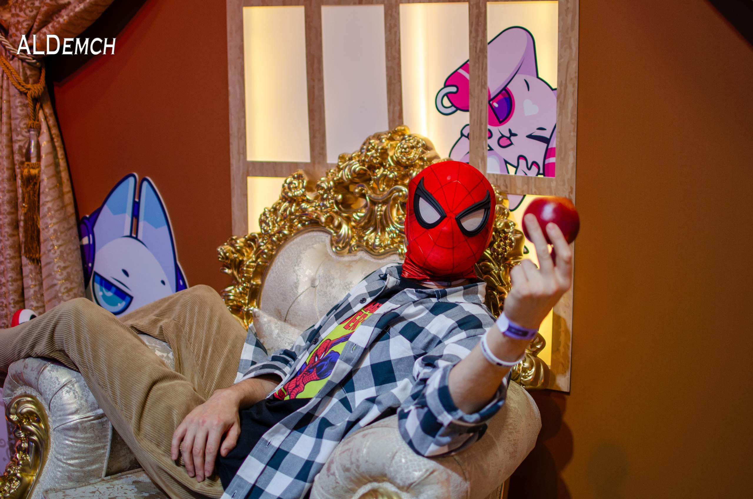 Марвел комикс картинки персонажей и косплей фото в России