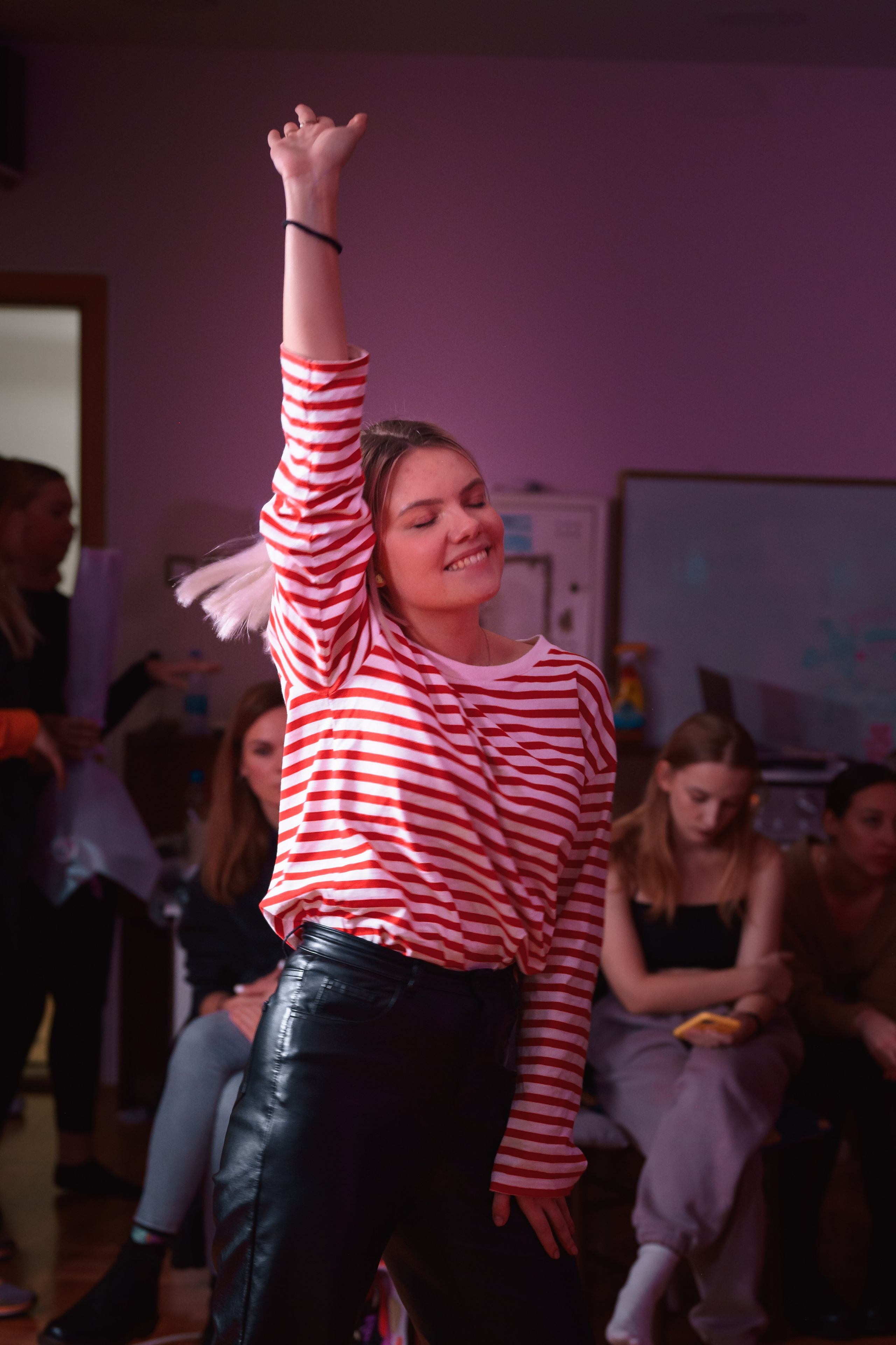 НОВОГОДНИЙ КОНЦЕРТ В СТУДИИ «SKAYA». Фотограф в Белграде Чугреева Елена