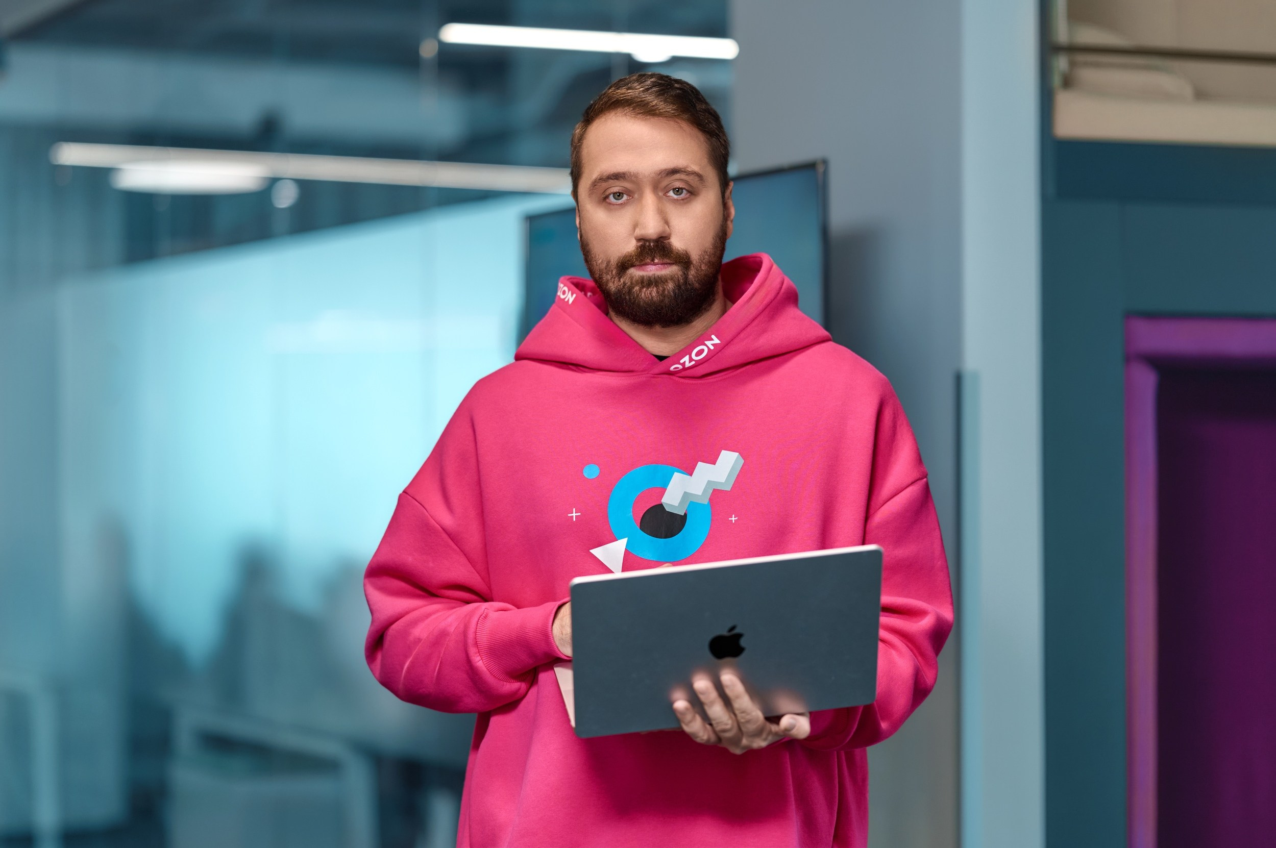 Профессиональная фотосессия для компании Ozon