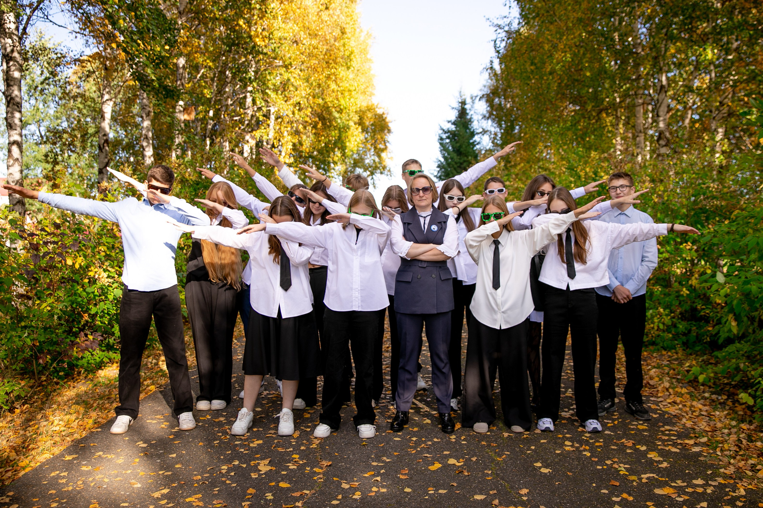 Выпускные альбомы 9-11 классы. Семейный и детский фотограф София Шарабурко, Томская область