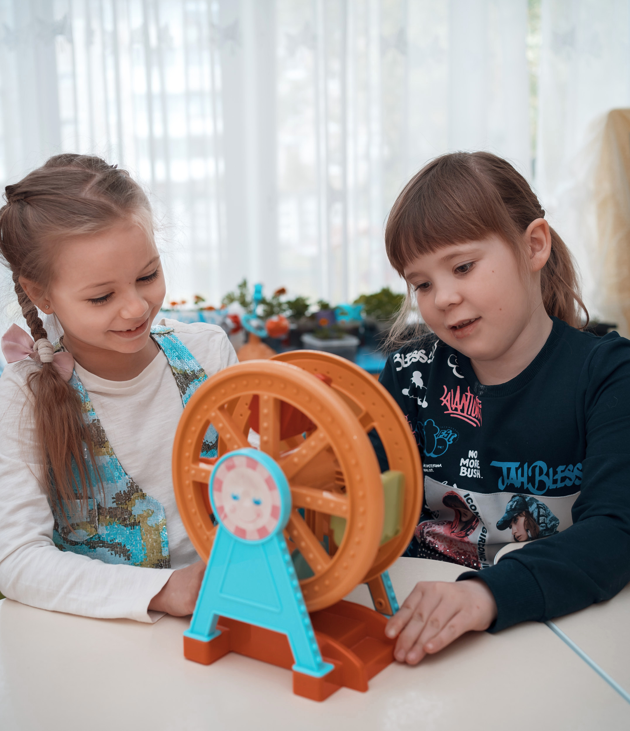 Съемка в детском саду и школе. Фотограф церковных Таинств Луганск