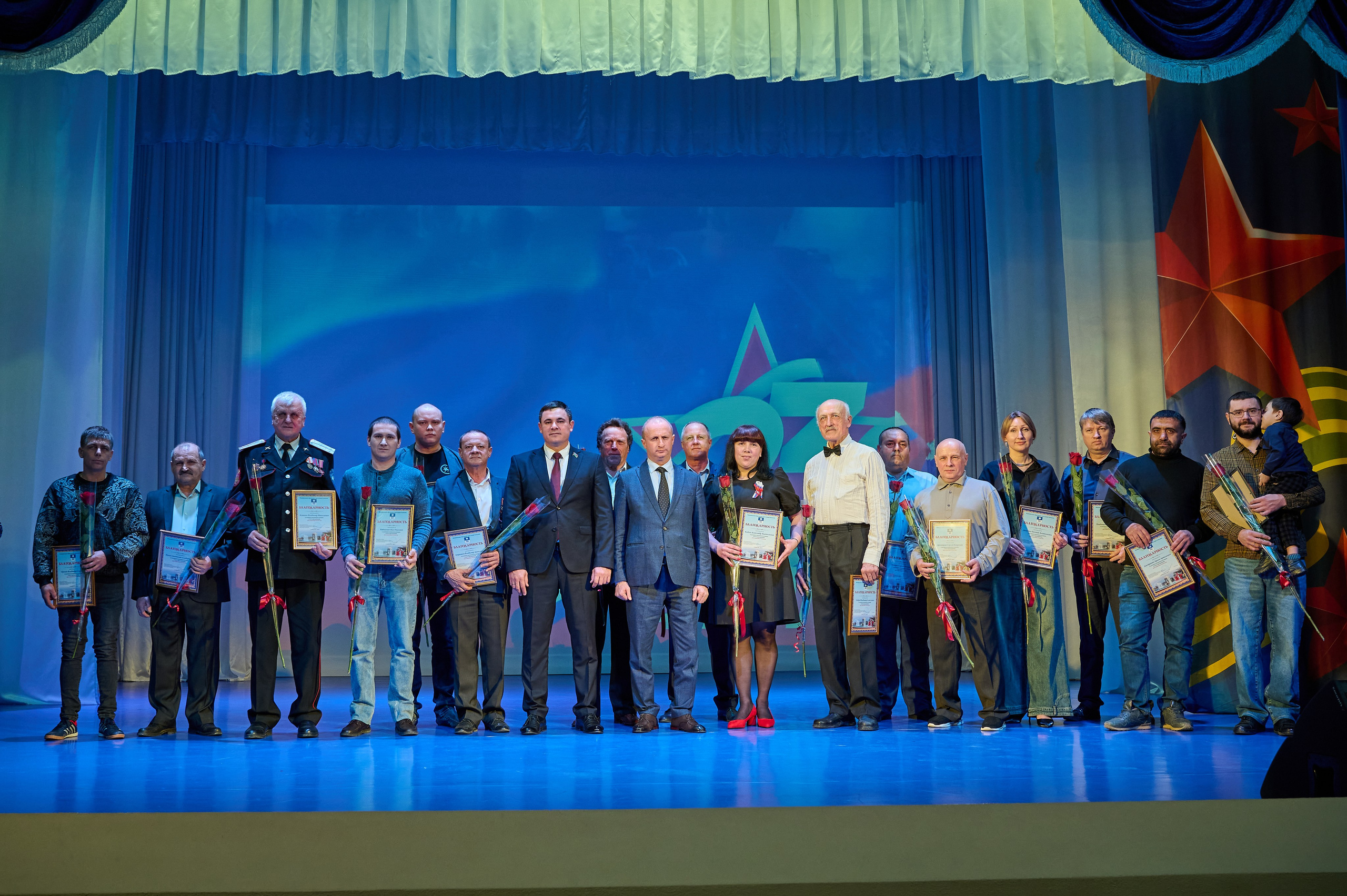 Марьина роща 23 февраля. Жизнь курорта Кабардинка в фотографиях