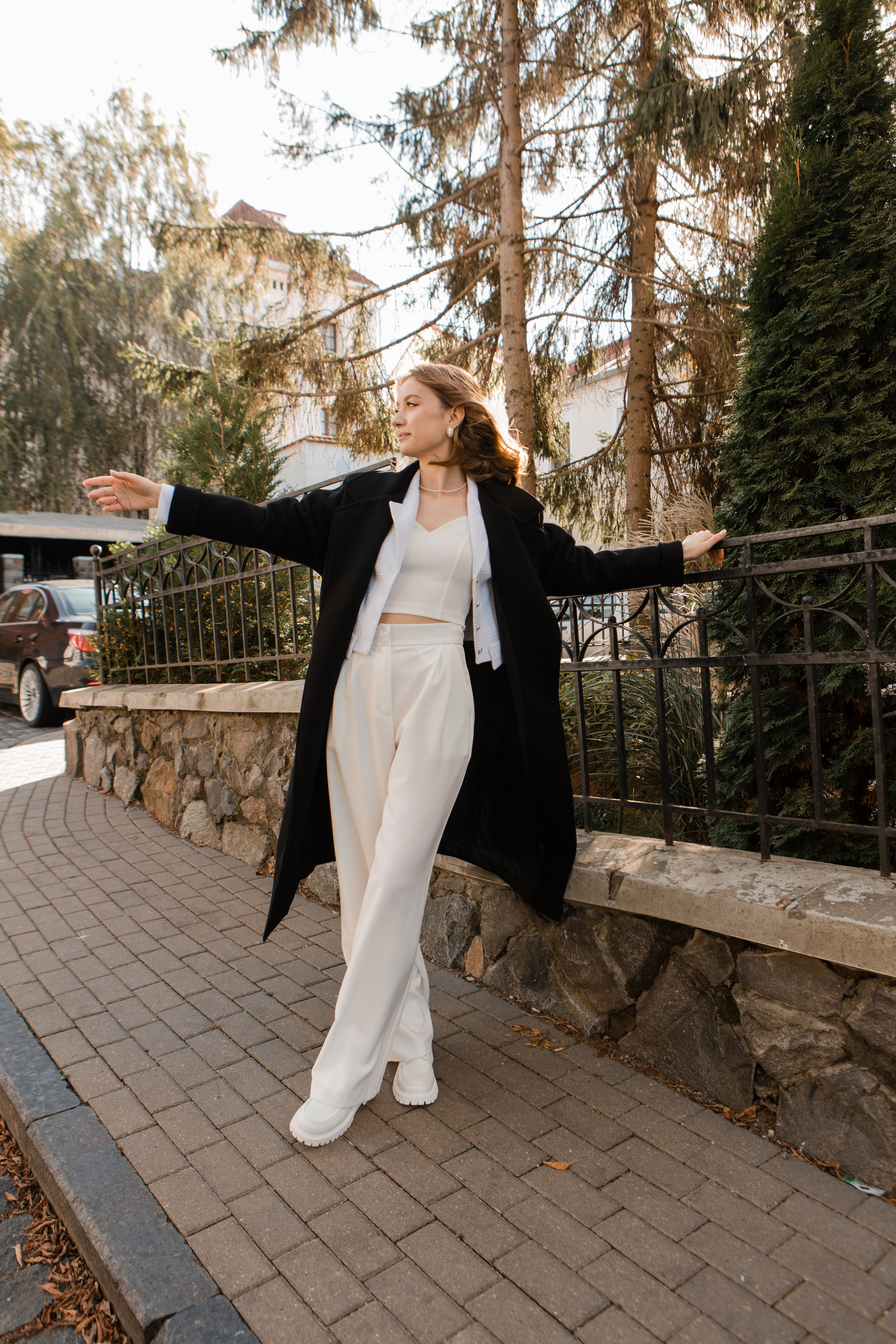 Отдел ЗАГС Администрации Центрального района. Видеосъемка и фотосъемка свадеб. Фотограф и оператор на свадьбу. Видеосъемка подкастов, собственная видео-фотостудии. Предметная фотосъемка