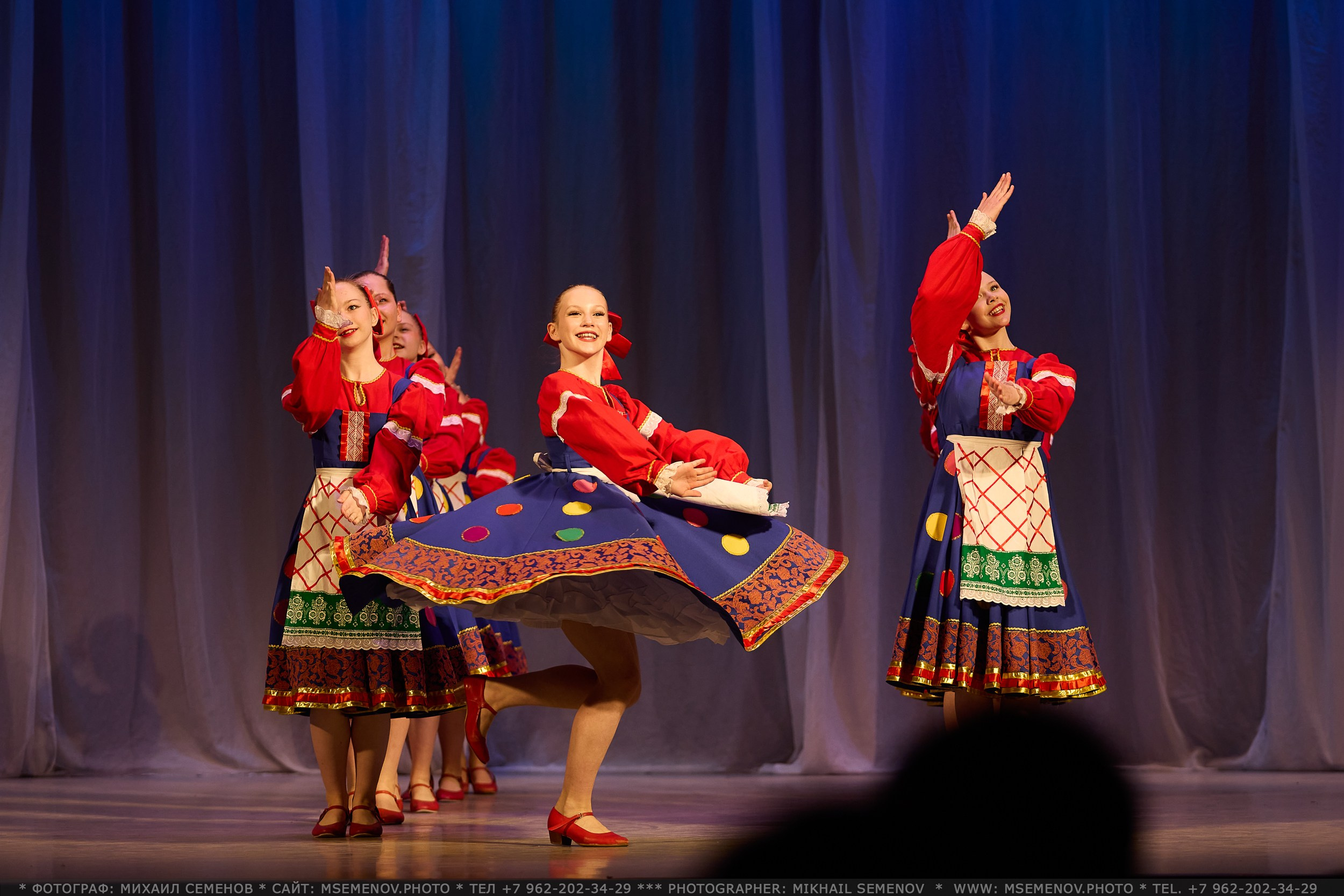 Фоторепортаж с Концерта «Волжанка» и «Задоринка»