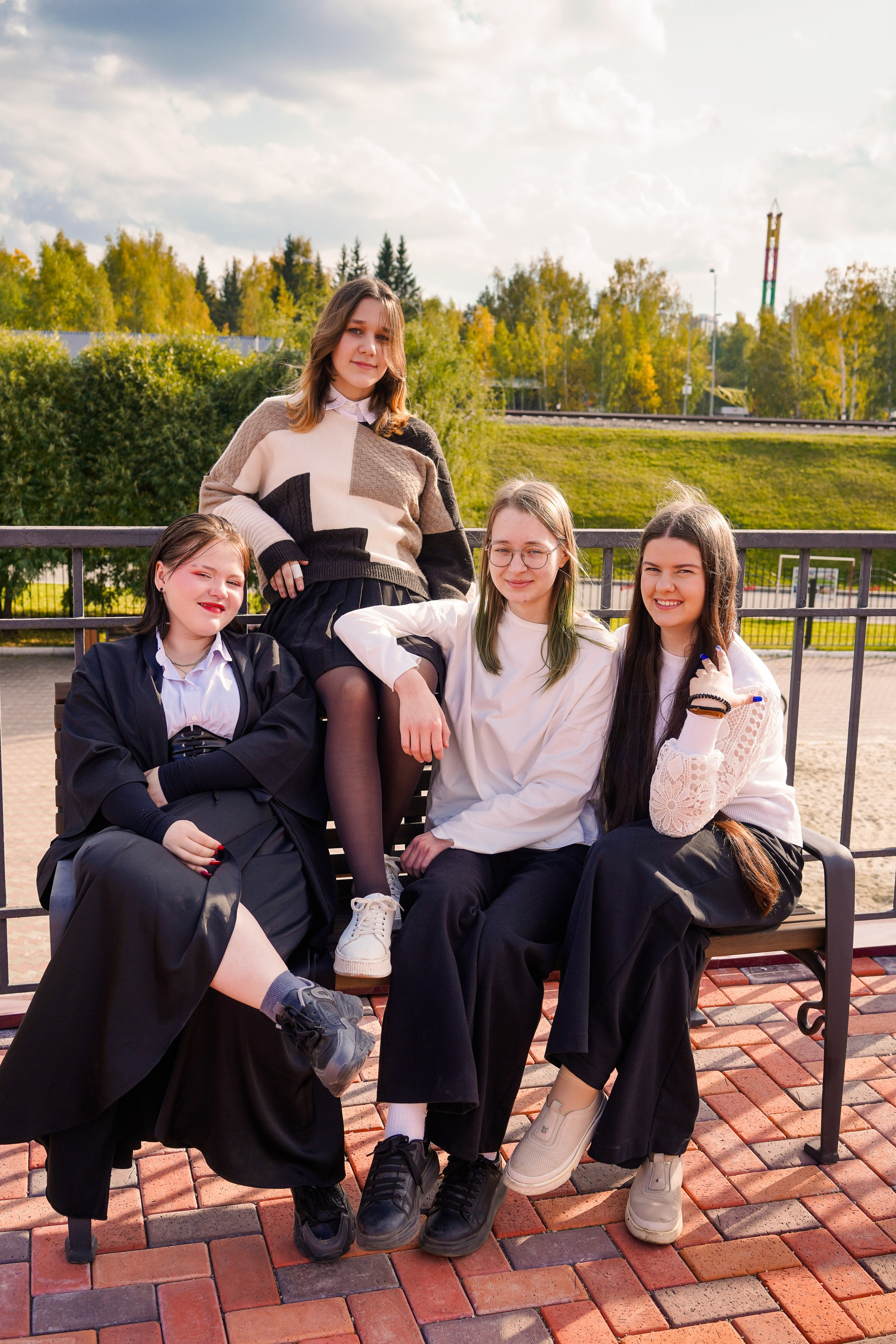 Выпускные альбомы, гимназия № 40, 9 класс. Семейный и портретный фотограф в Екатеринбурге Анна Лобанова