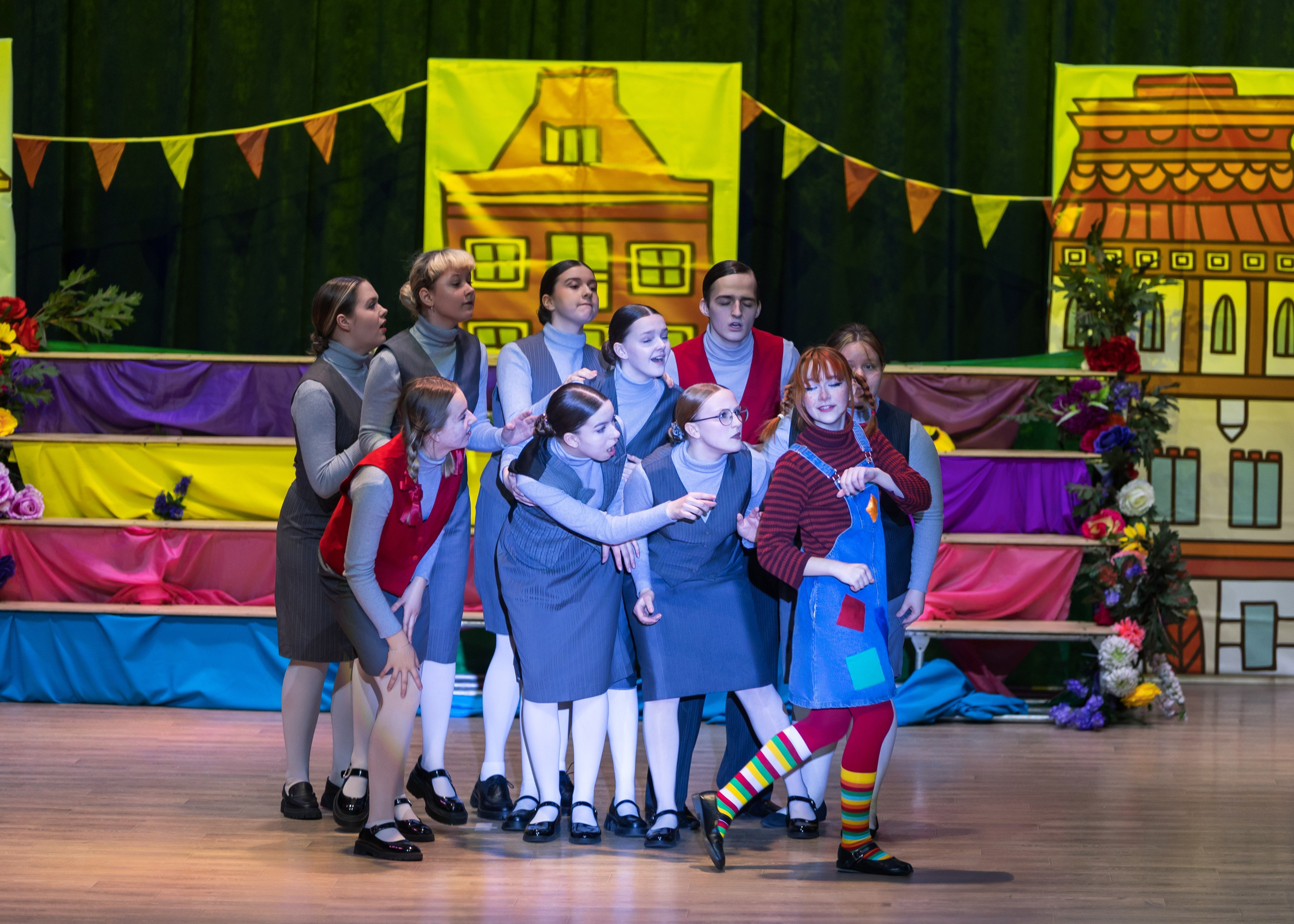 Мюзикл «Пеппи Длинныйчулок». Выпускные альбомы и школьный фотограф в Подольске, Троицке, Щербинке, Москве и Московской области