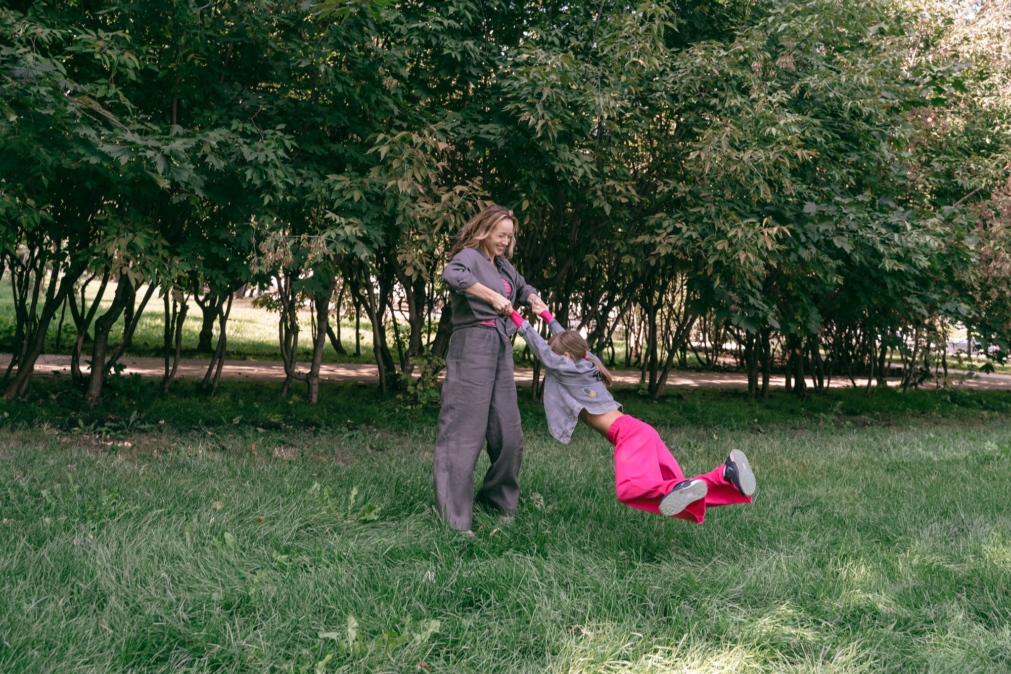 Мама и дочка-первоклассница, Виктория и Катя. Марина Маслак портретный, репортажный и семейный фотограф в Москве