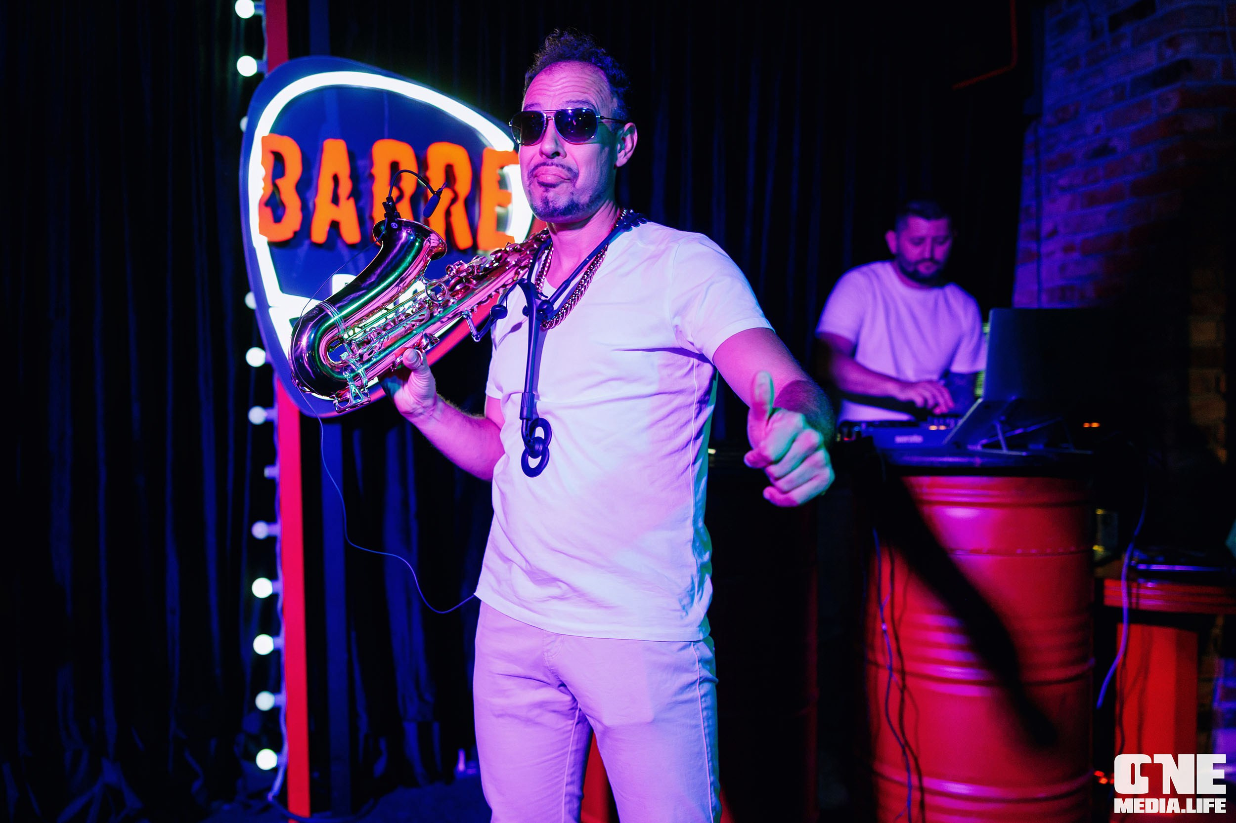 Фоторепортаж из бара Баррэ. One Media Life: фоторепортажи, фотоотчеты с мероприятий и заведений
