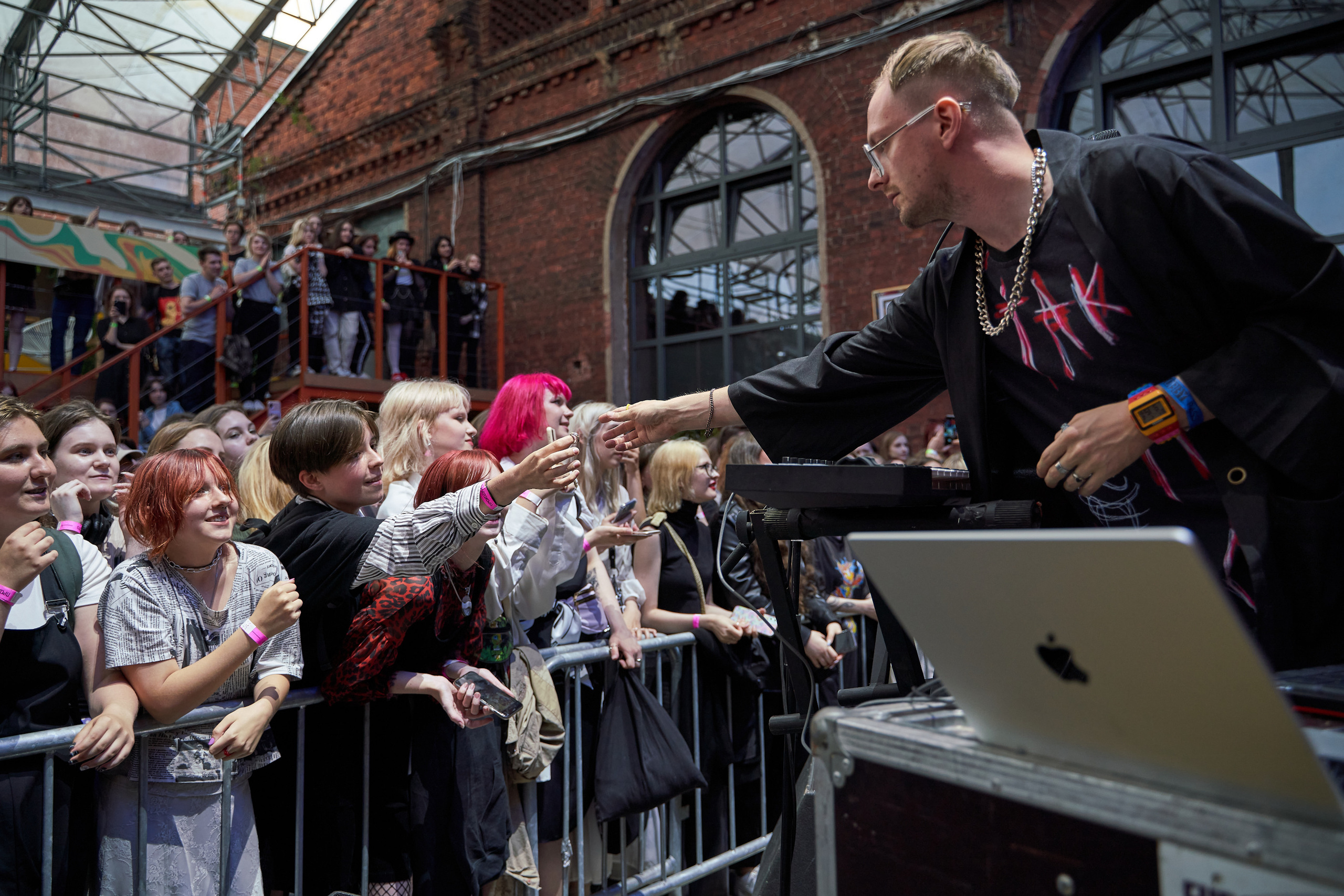 Концерт Электрофорез 8.07.2022 в Санкт-Петербурге. Лена Монахова — портретный и концертный фотограф в Санкт-Петербурге